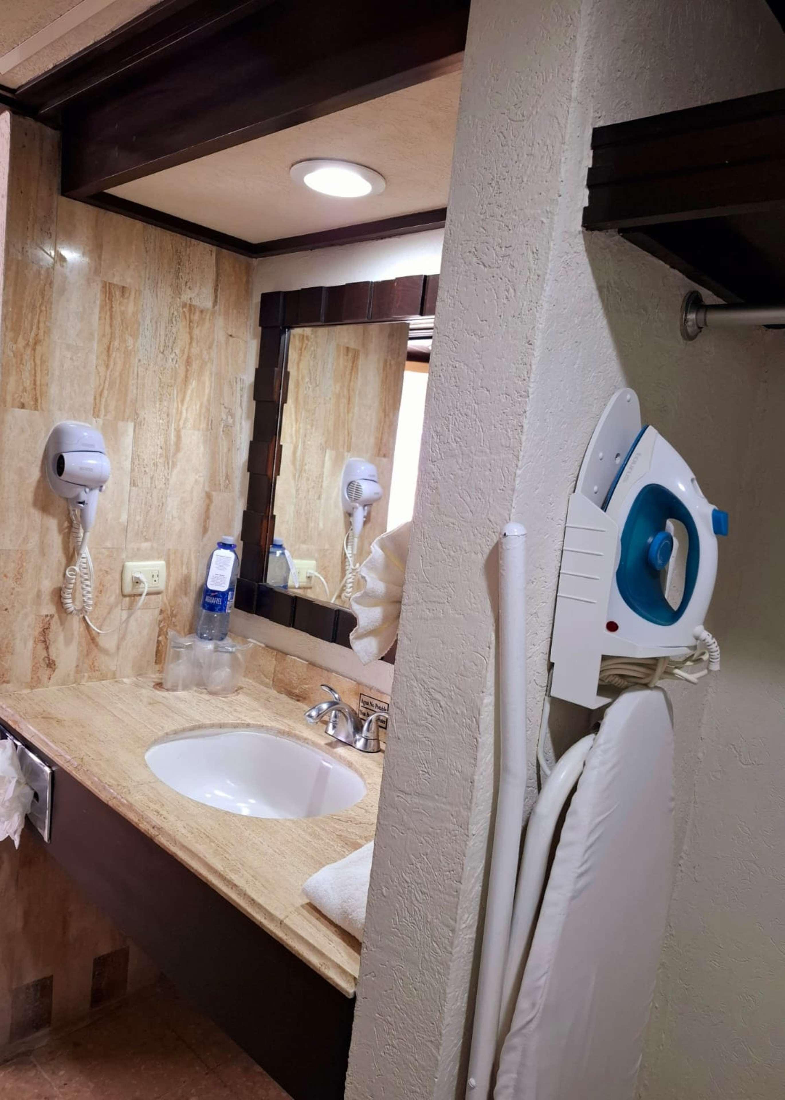 Suite Two Double Beds Non Smoking