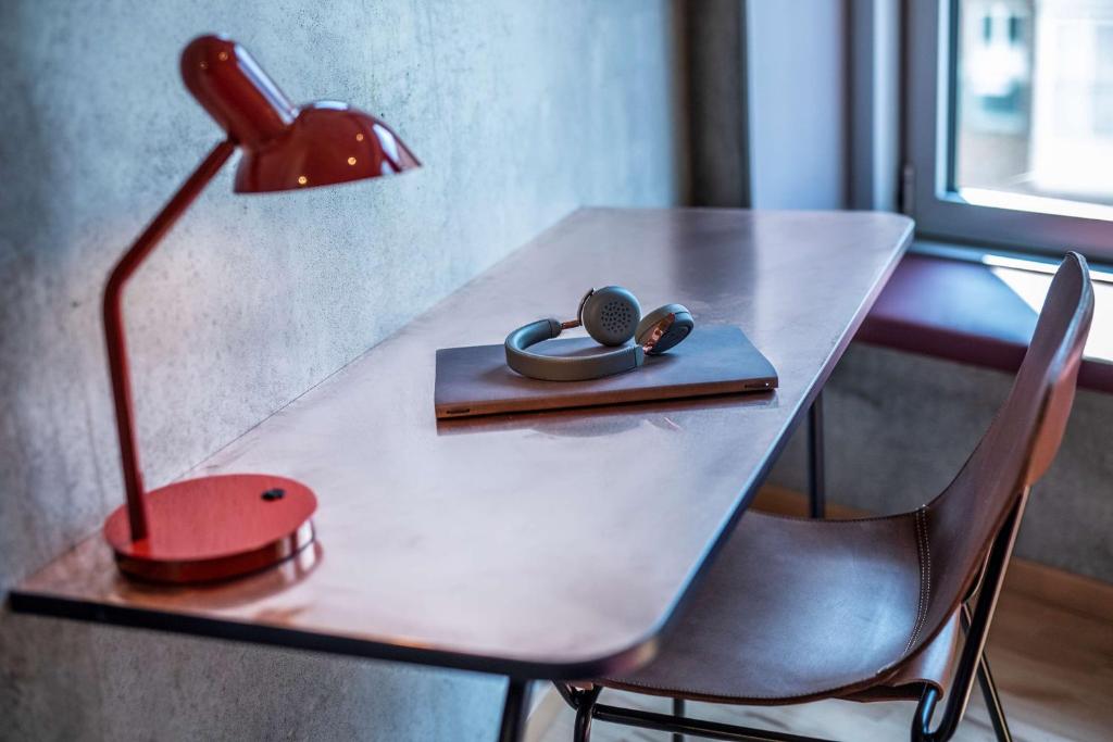 Double Superior King Bed