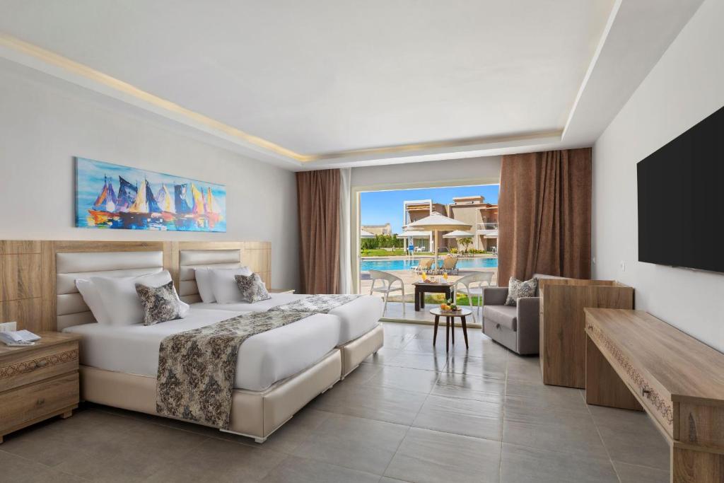 Family Room Pool View