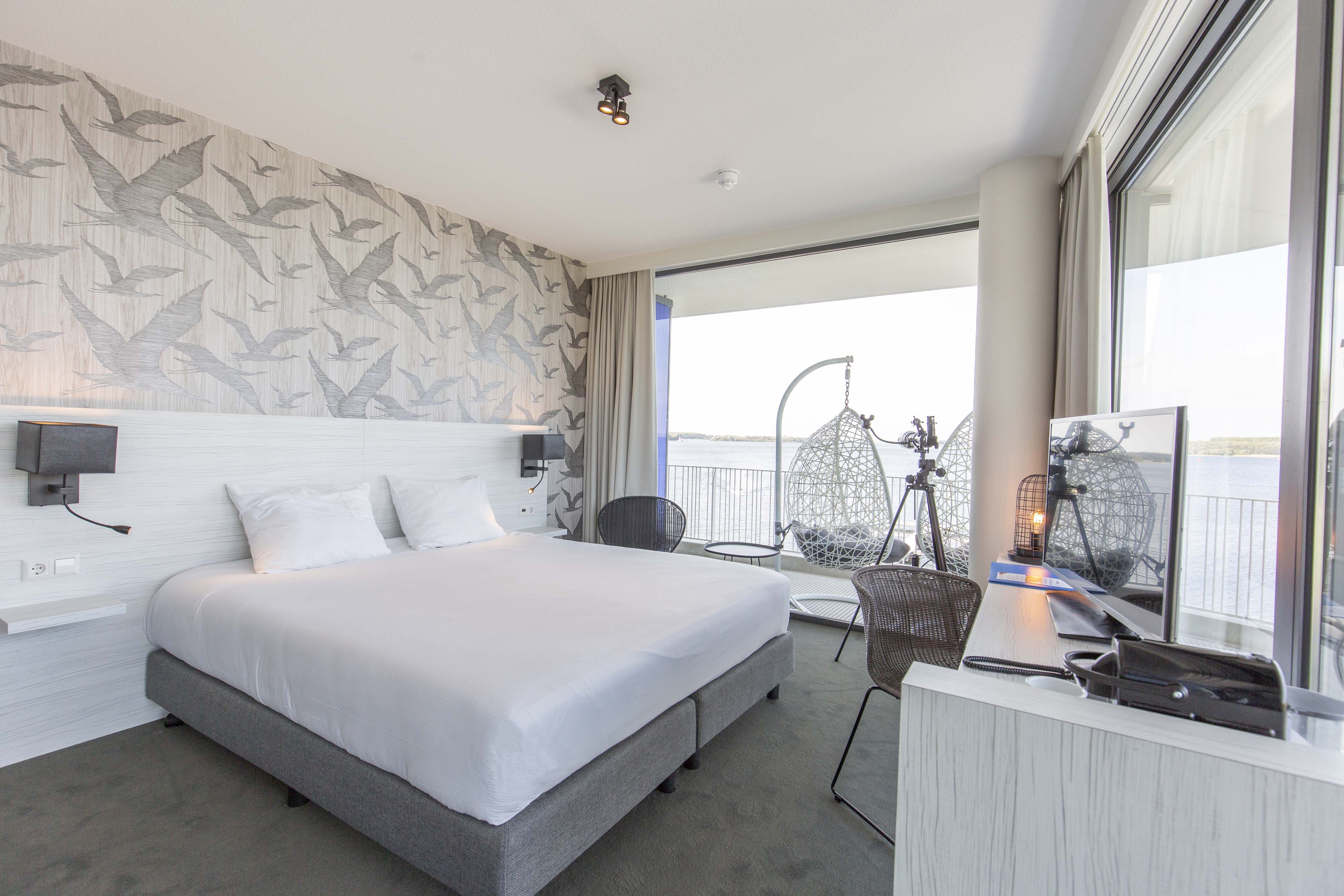 Double Executive Superior