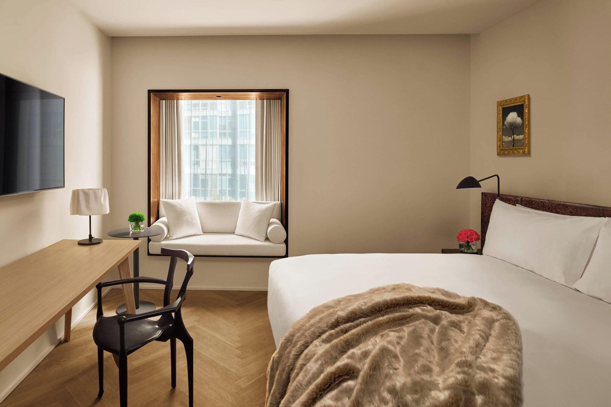 Double Superior King Bed