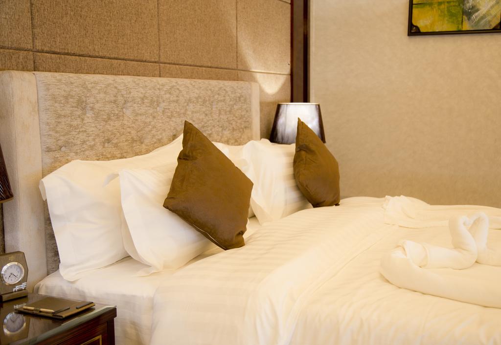 Double or Twin Deluxe