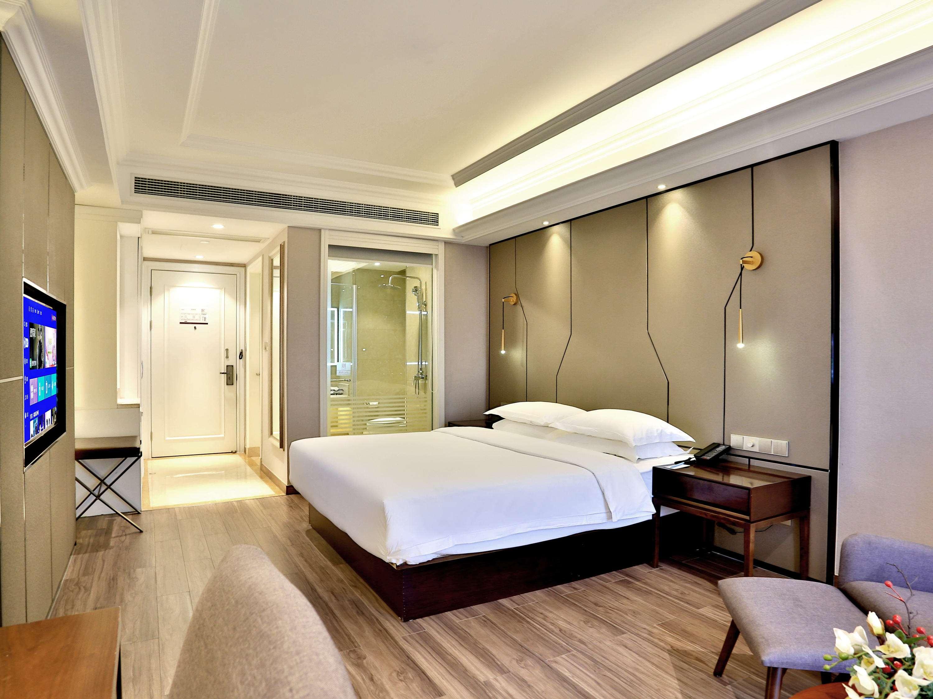 Double Superior King Bed