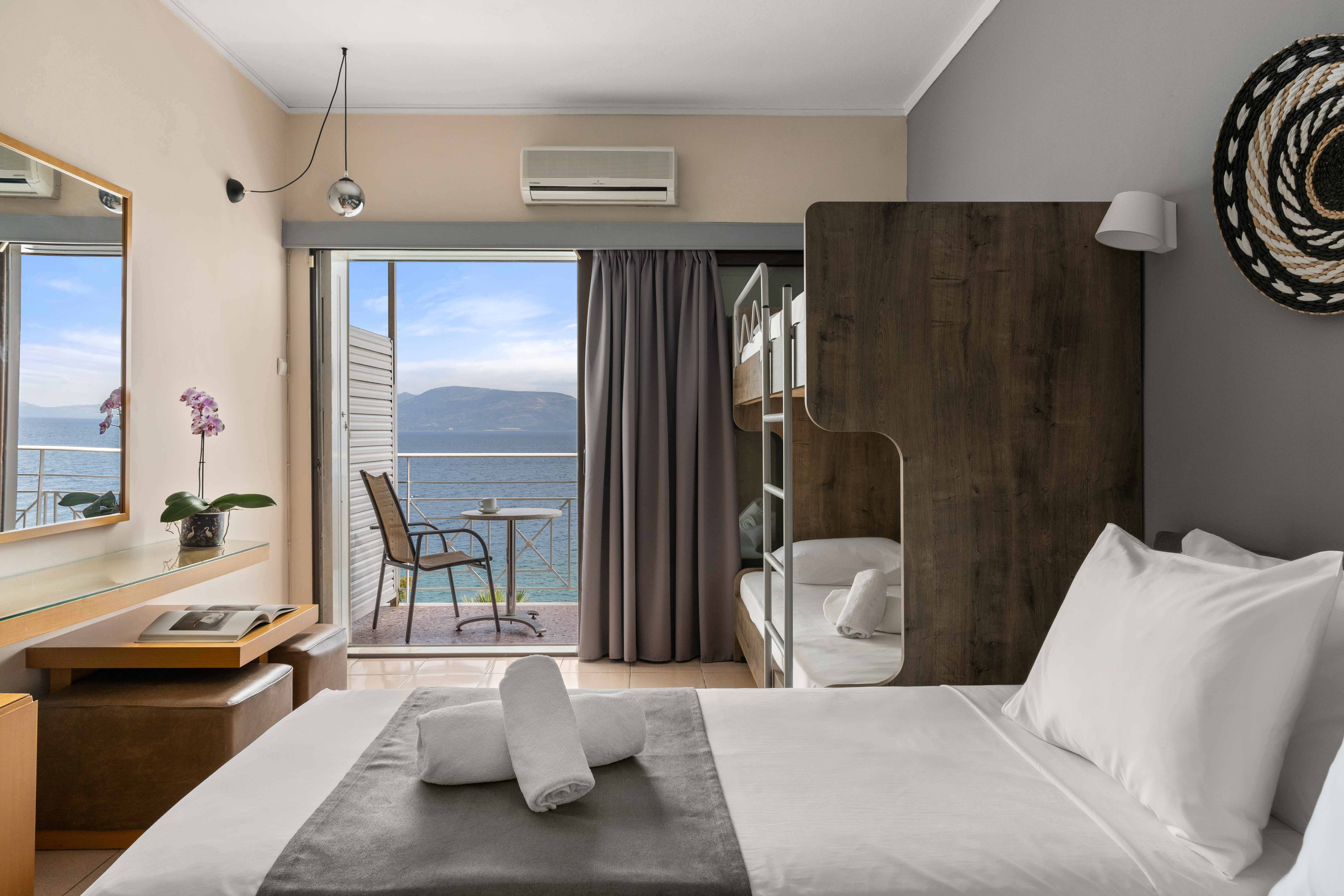 Family Room Sea View