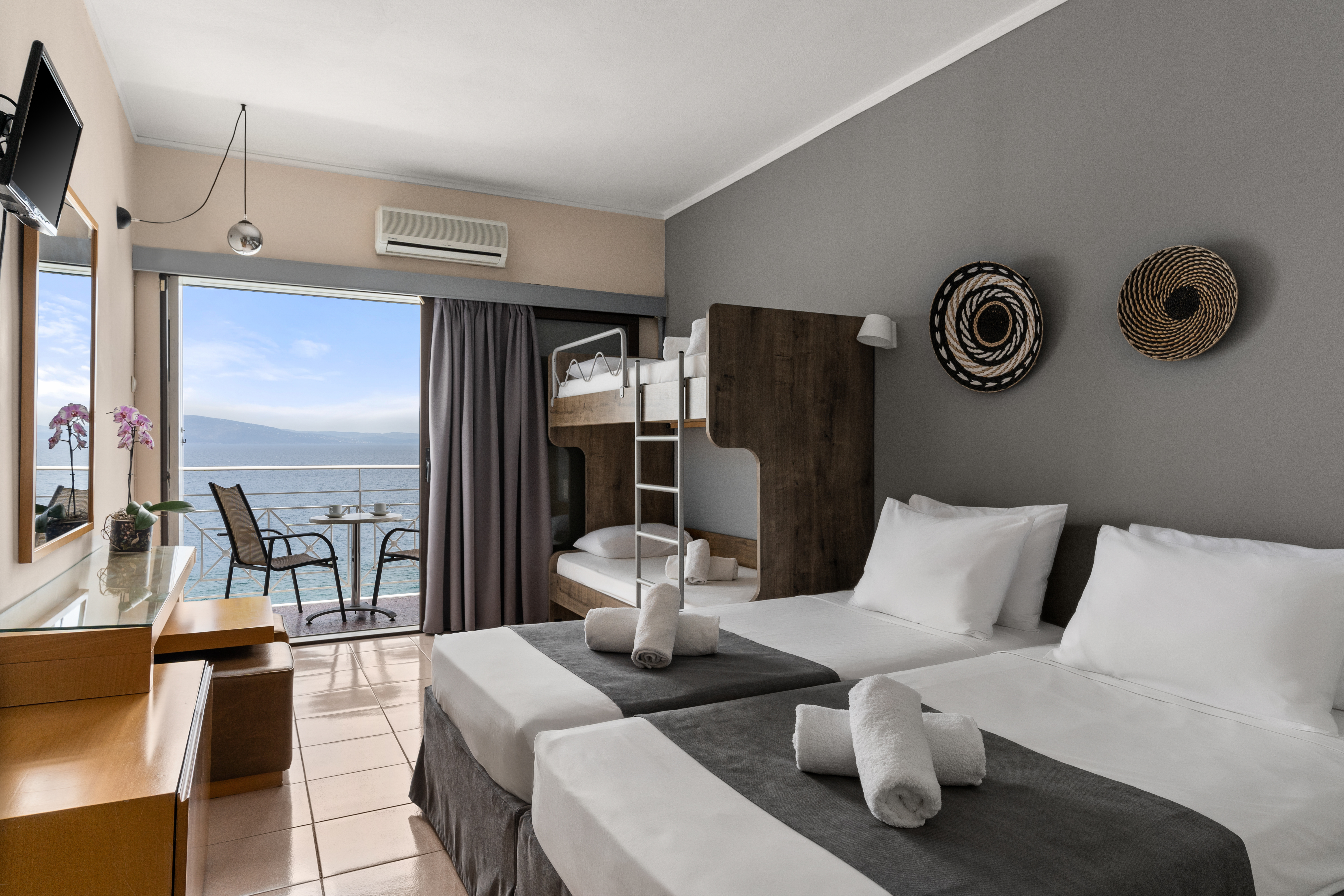 Family Room Sea View