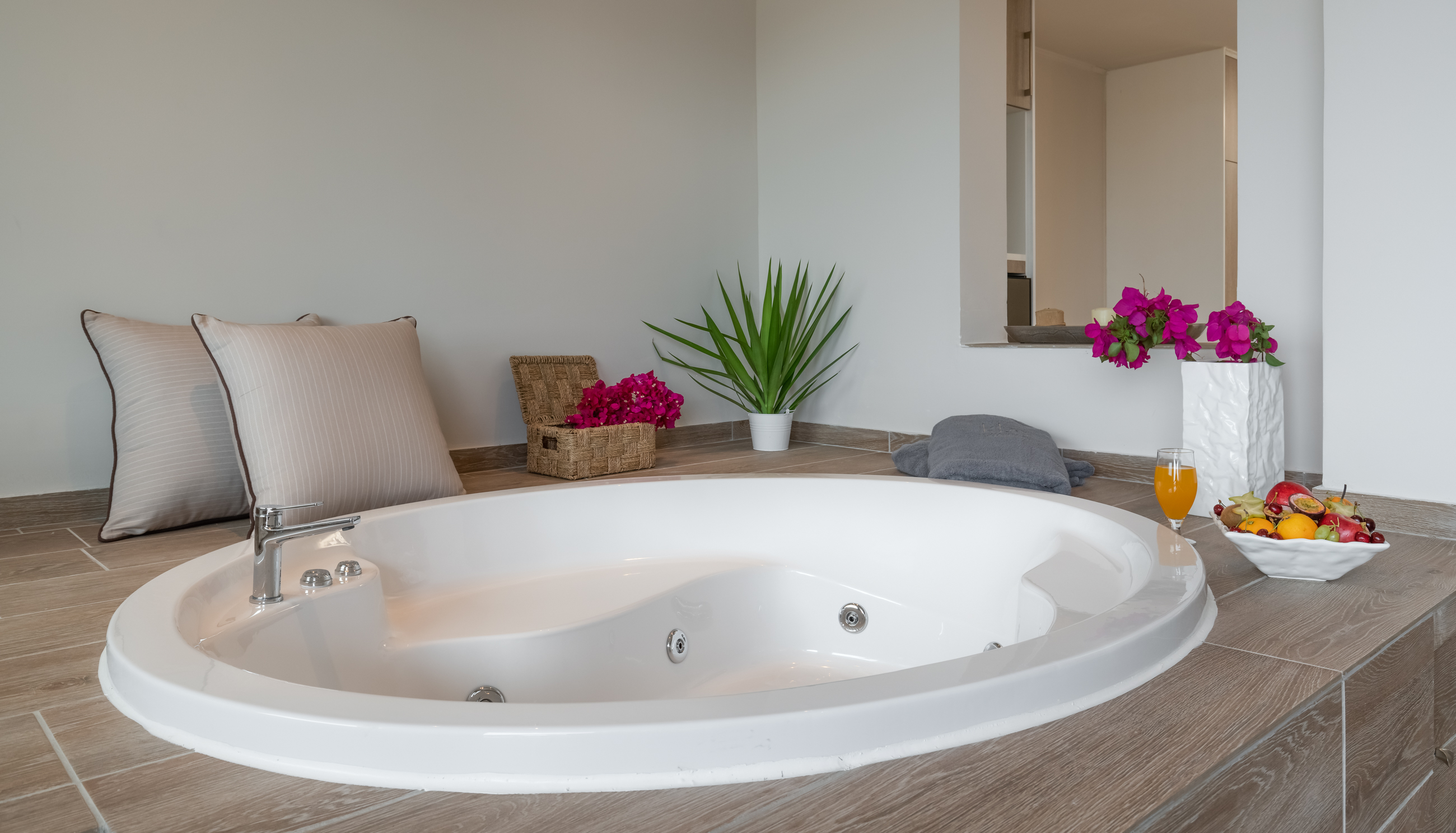 Suite Deluxe with Jacuzzi