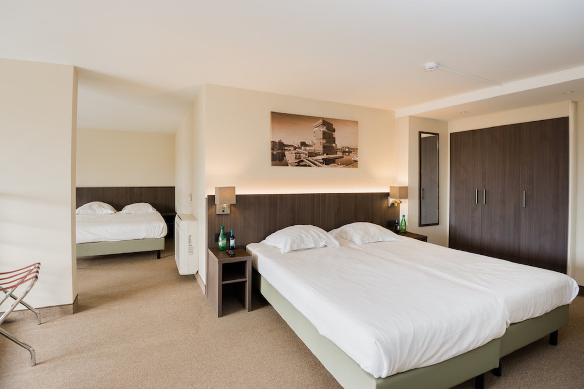 Apartment Capacity 4