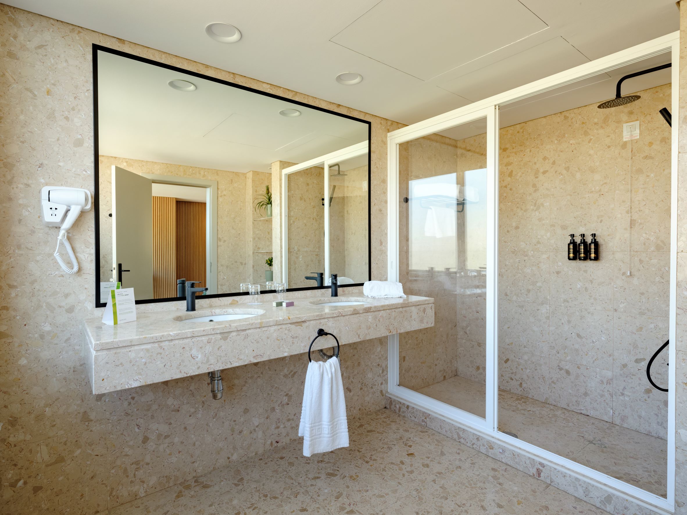 Suite Deluxe Superior