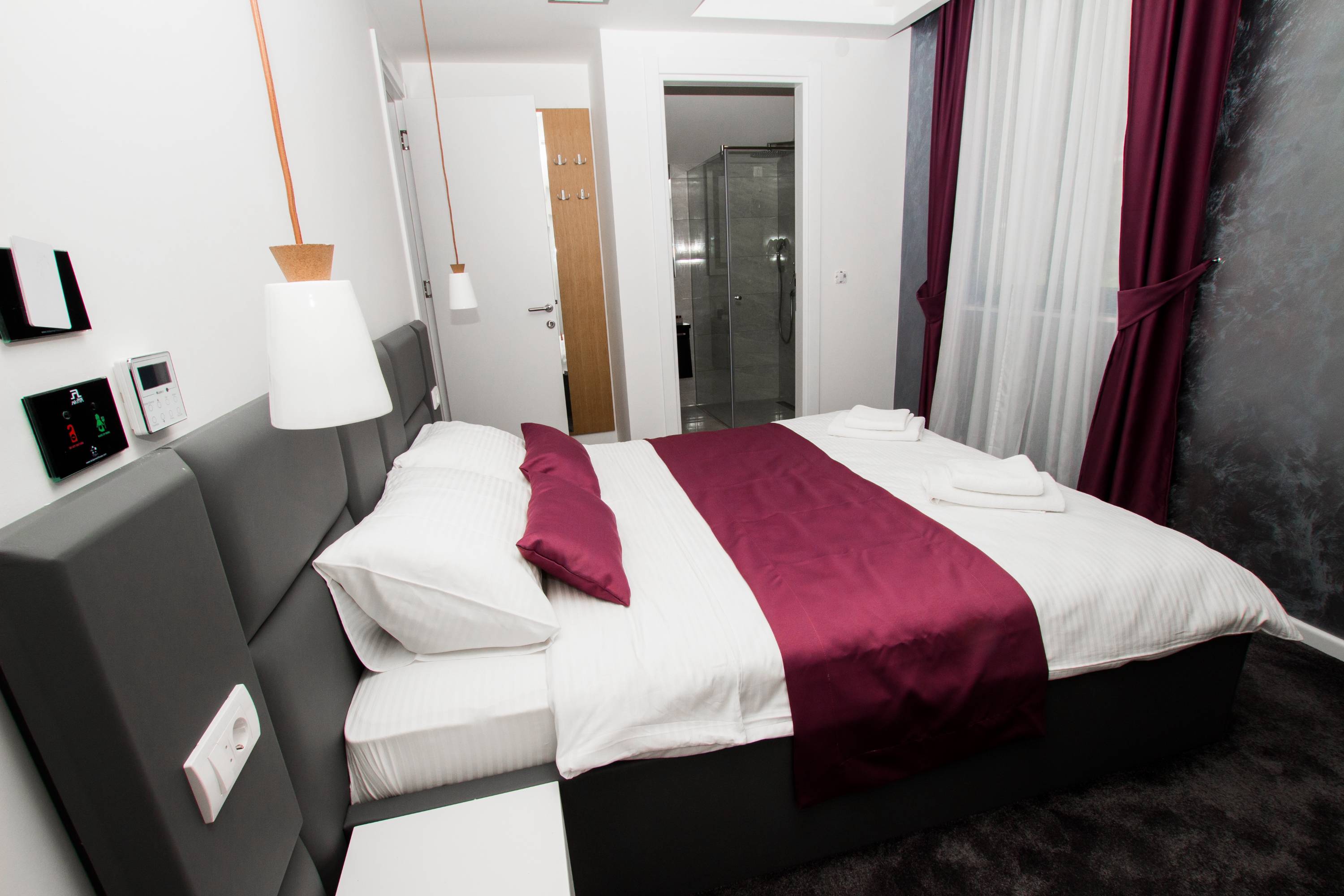 Family Room Capacity 4