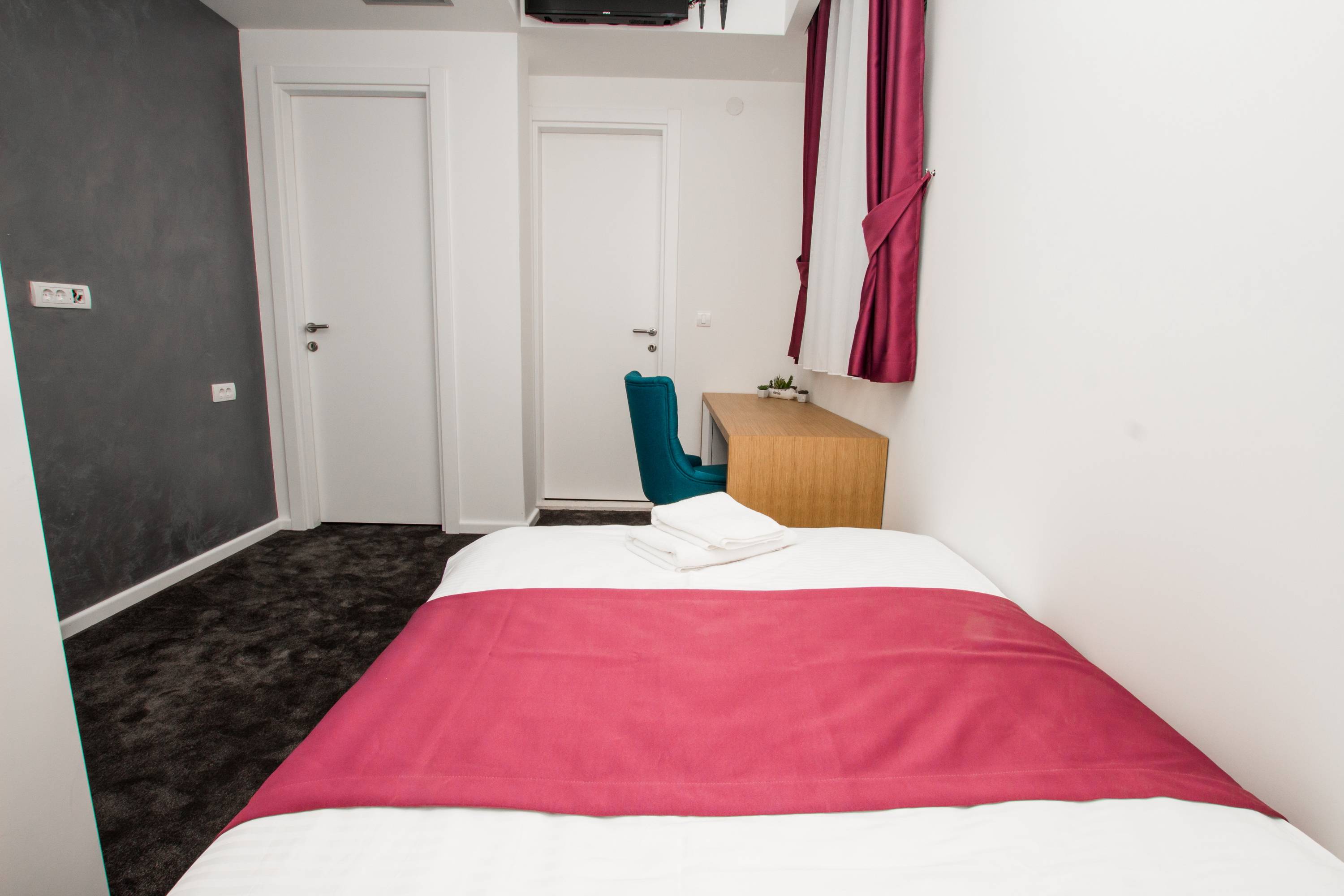 Family Room Capacity 3