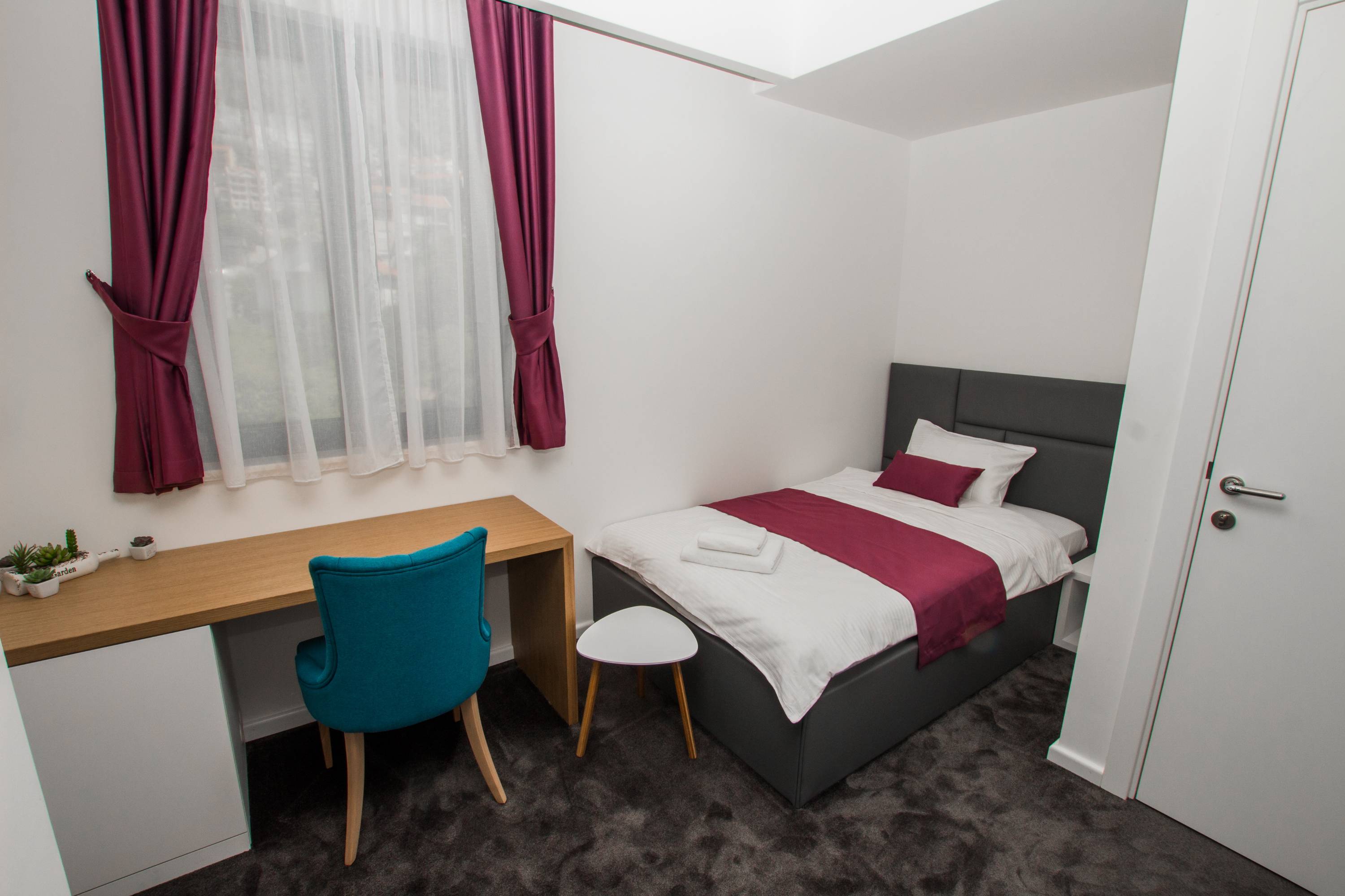 Family Room Capacity 3