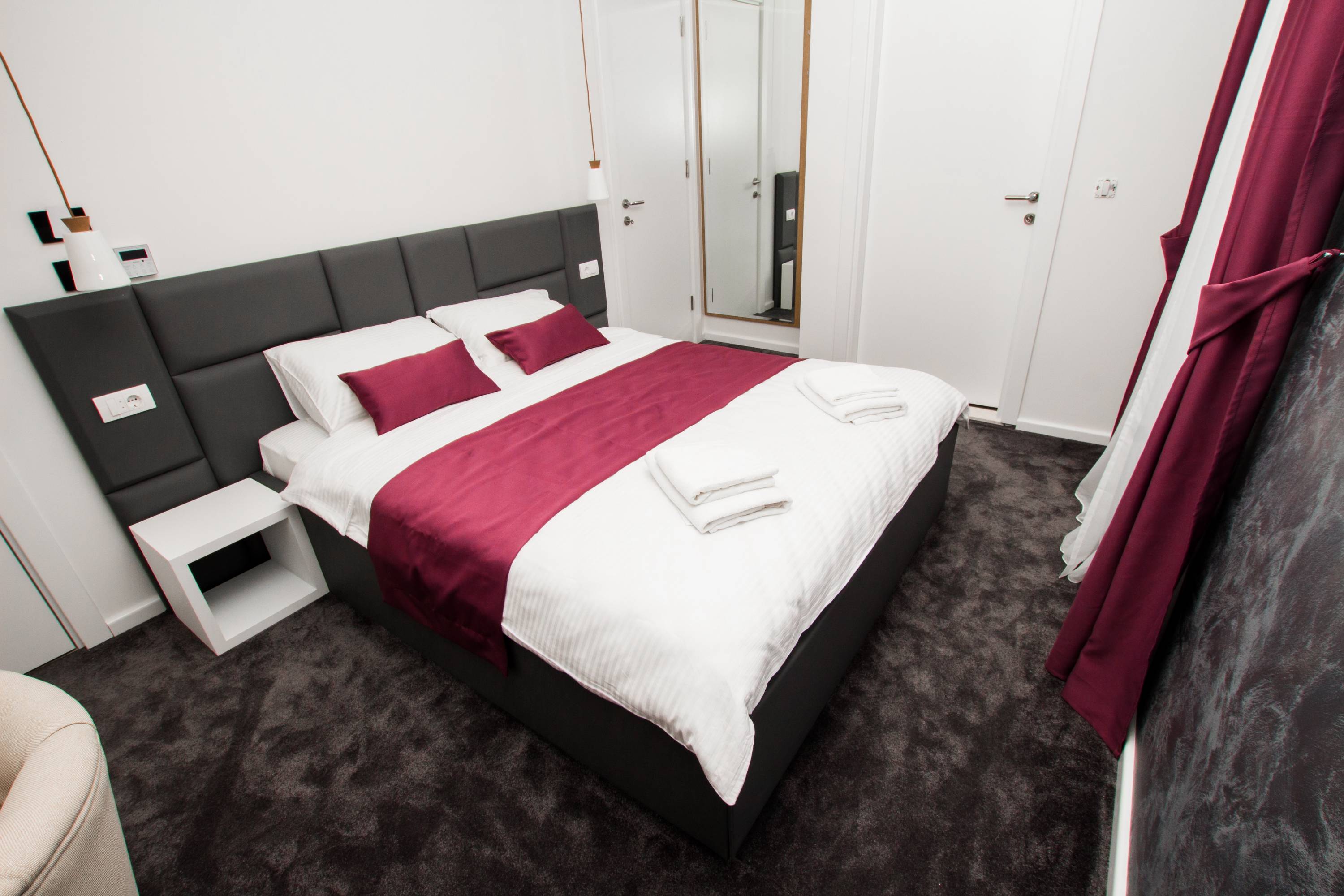 Family Room Capacity 4