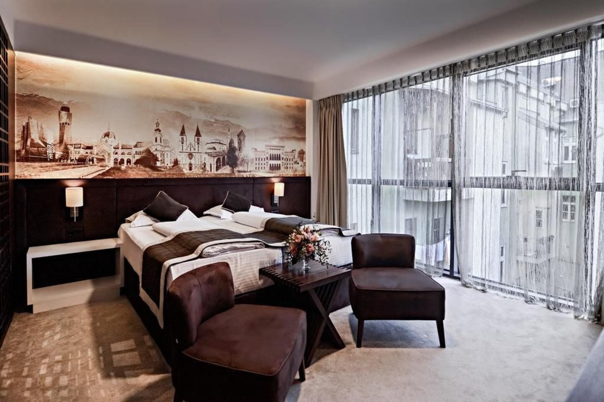 Single Deluxe with Views