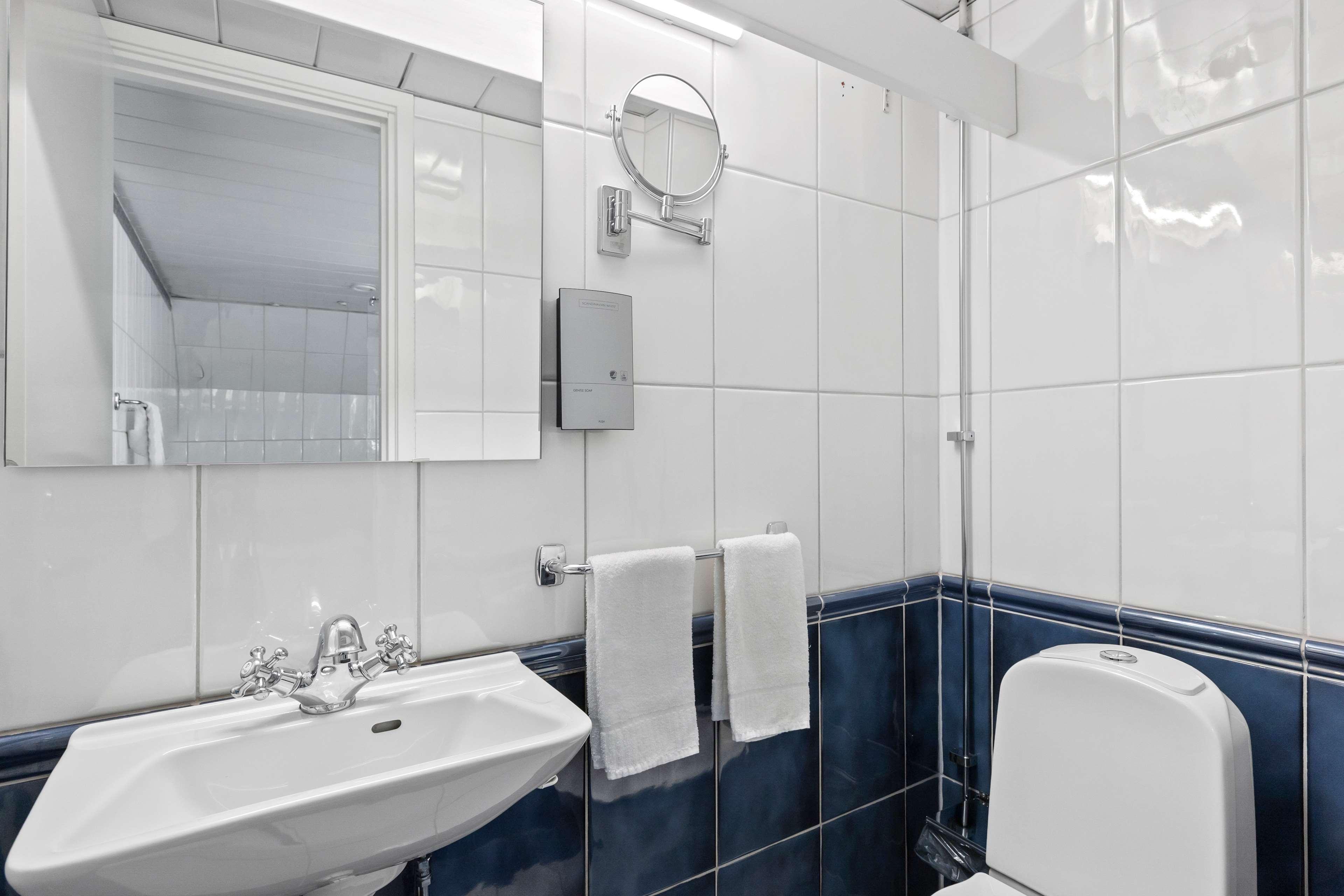 Junior Suite King Size Bed