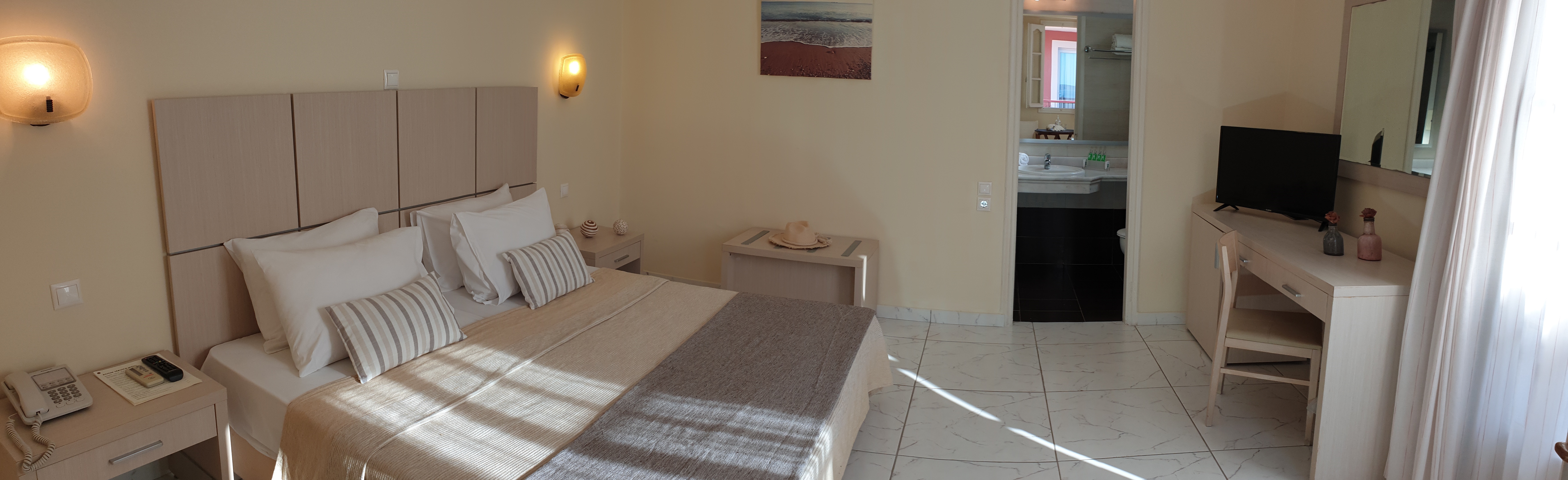 Double or Twin Mountain View