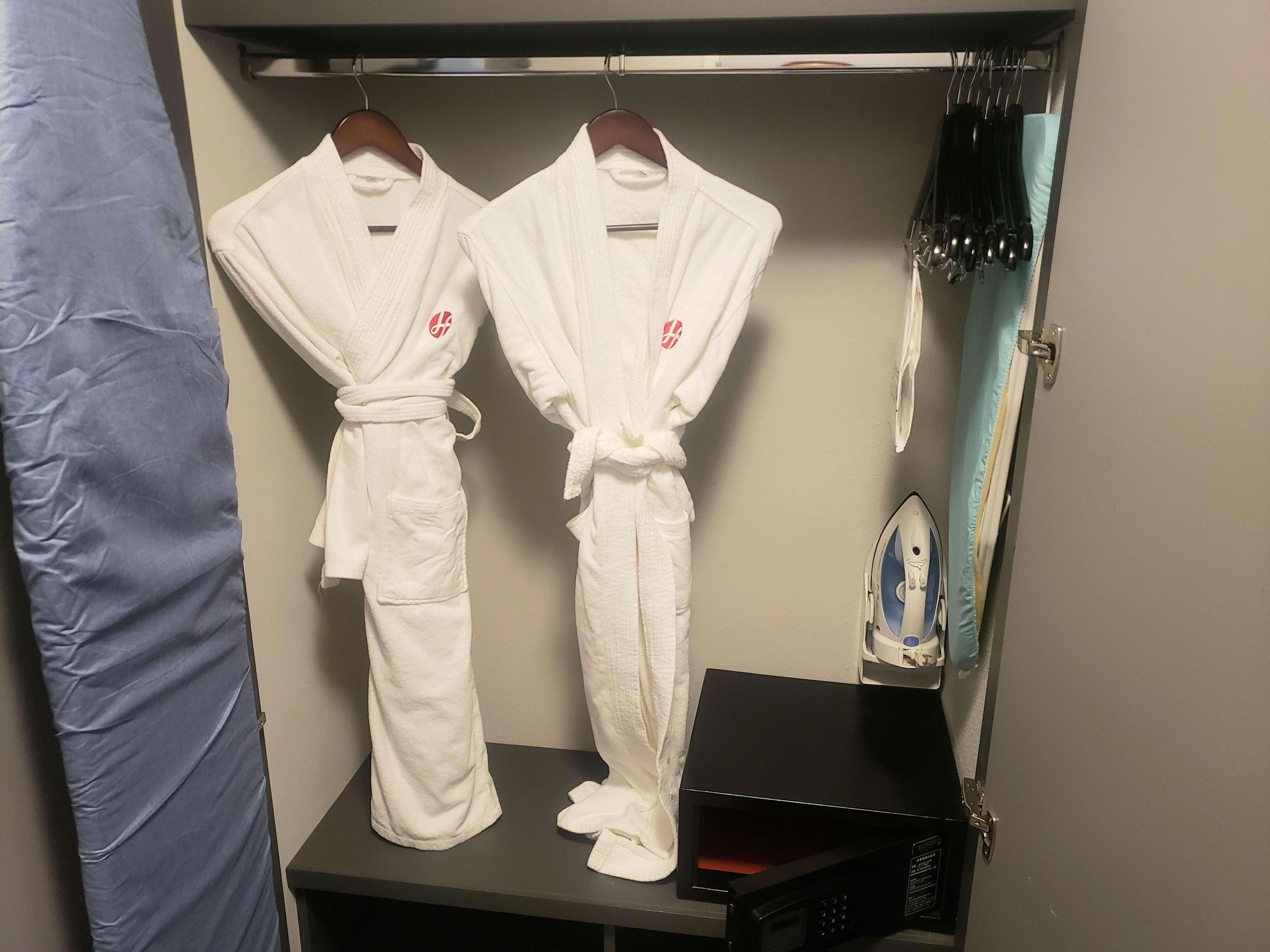 Room Two Double Beds Non Smoking