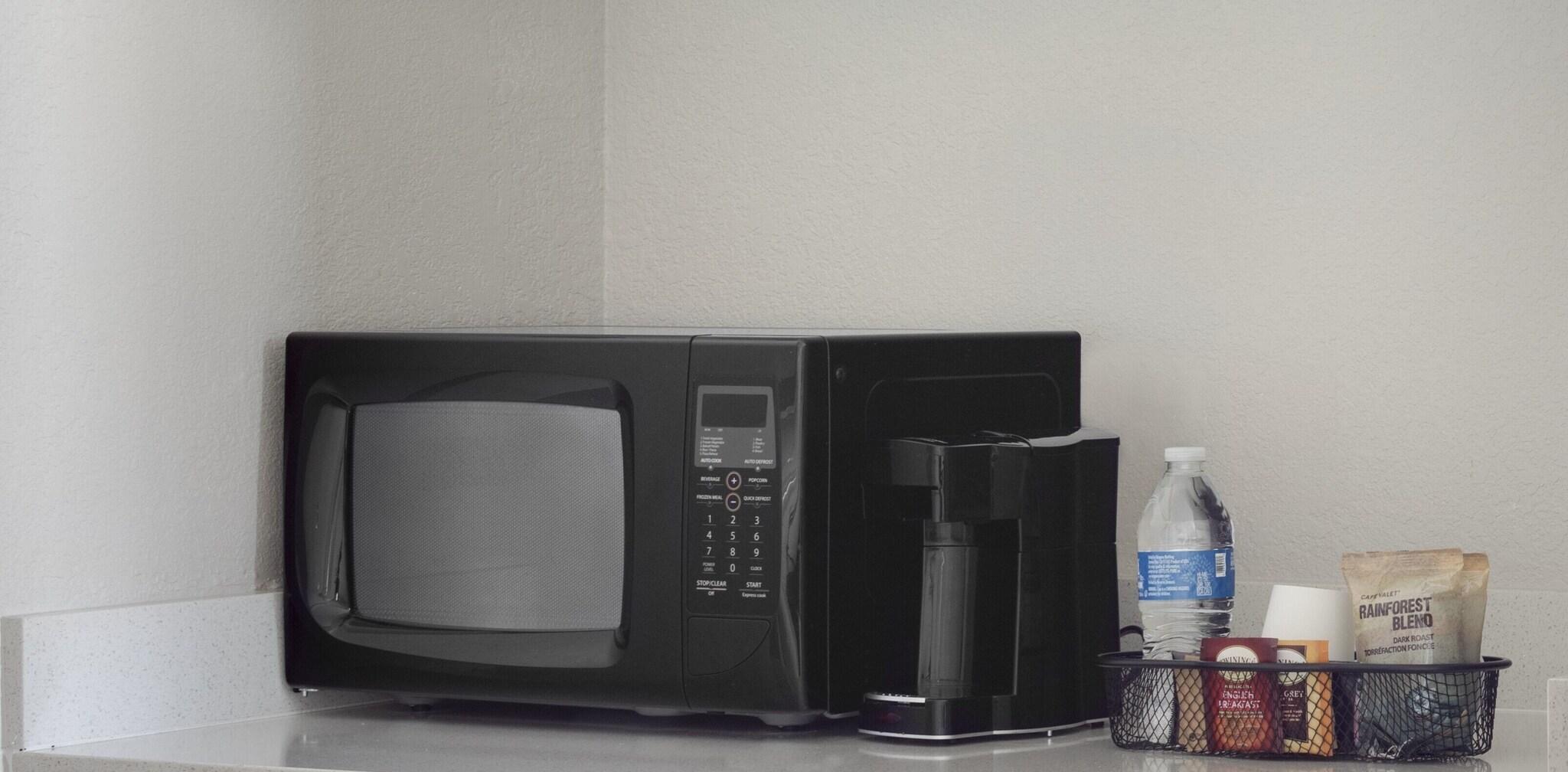 Suite Partial Ocean View King Bed