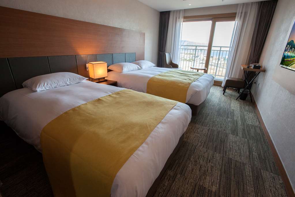 Family Room Deluxe Ocean View