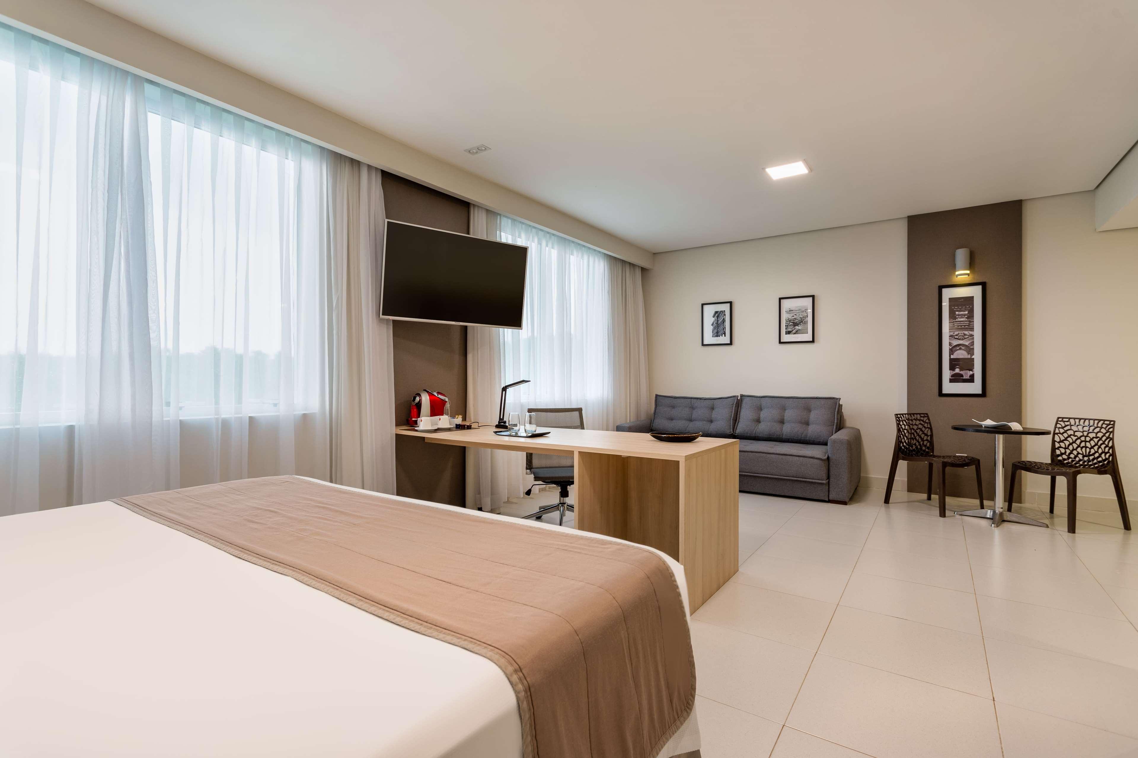 Room Premium King Bed