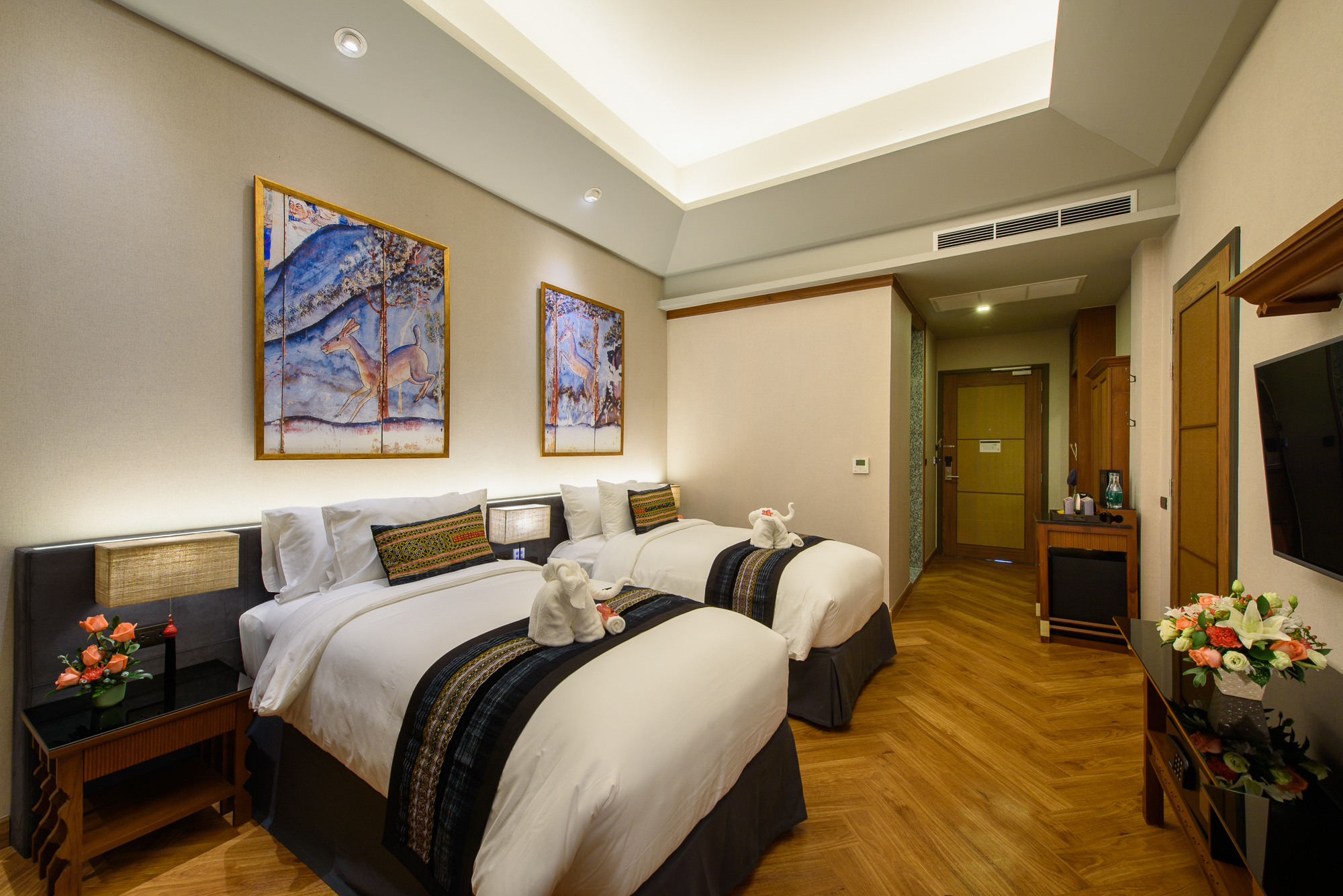 Twin Deluxe with Balcony