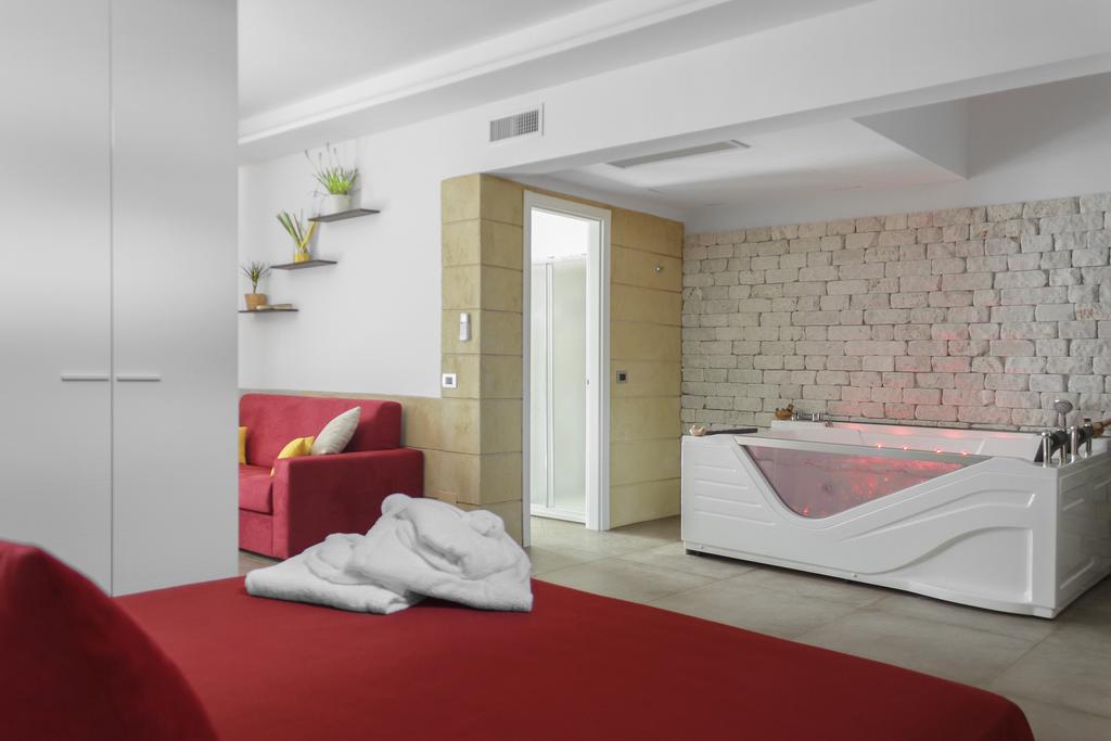 Suite Deluxe with Jacuzzi