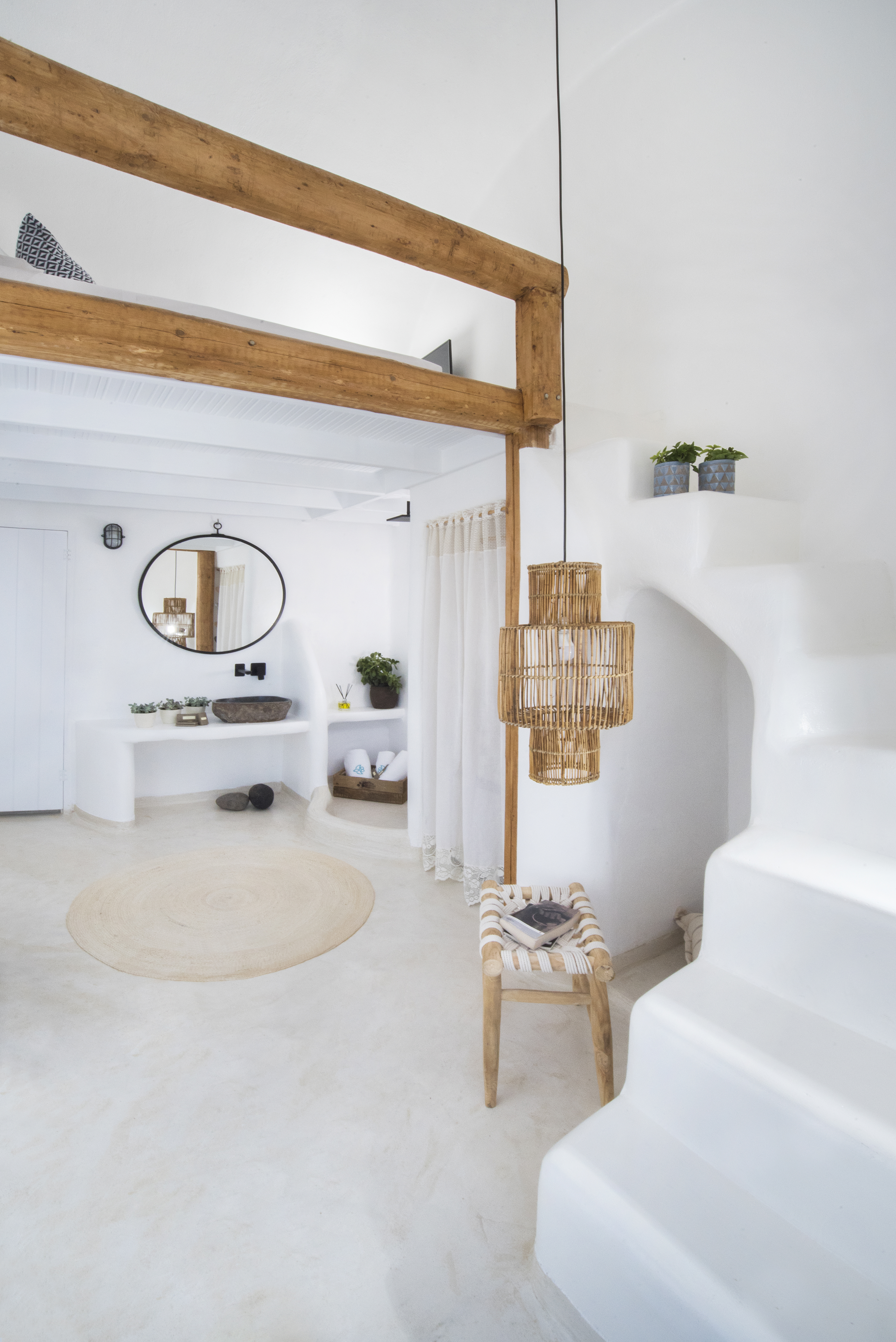 Double with Private Pool