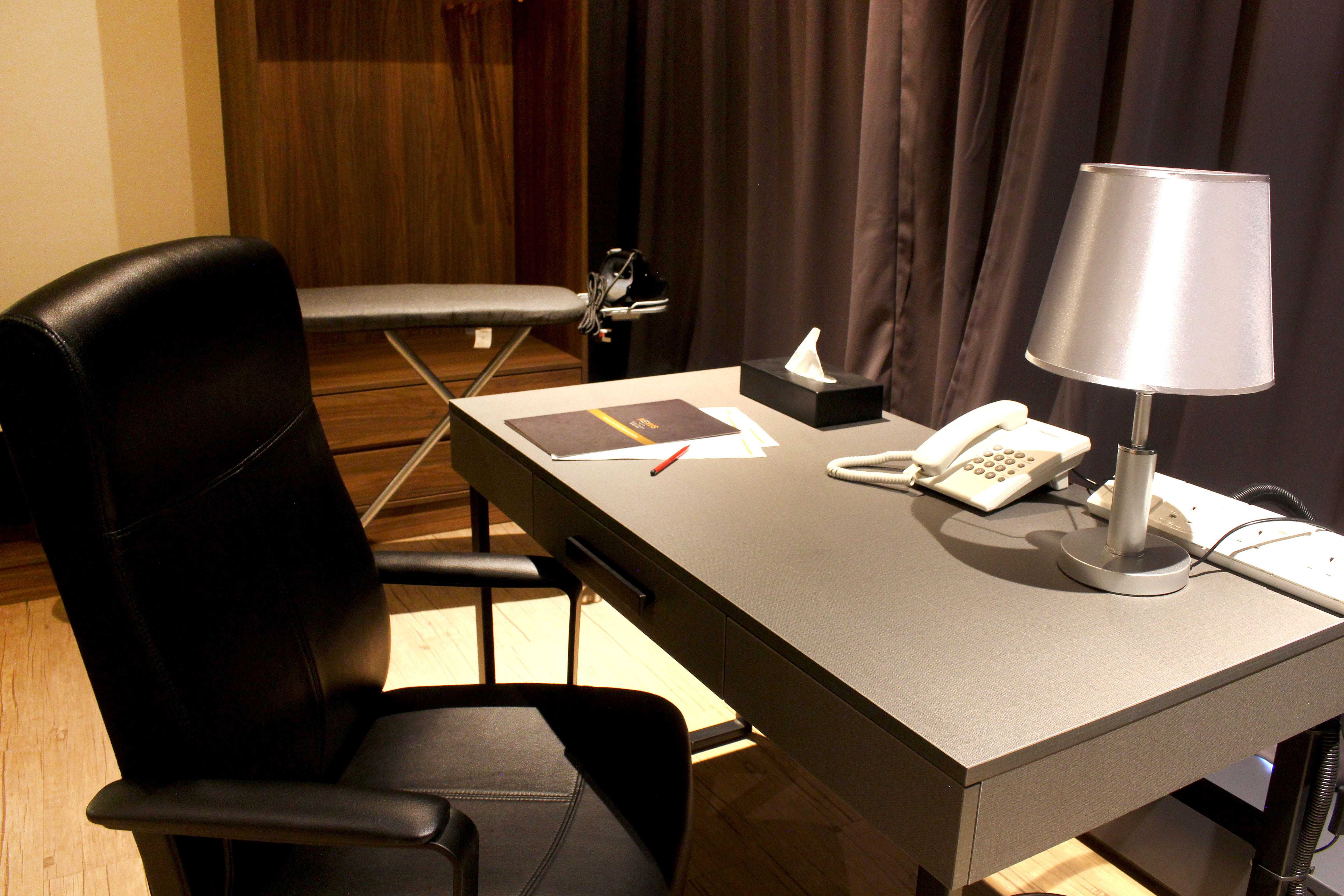 Double Deluxe King Bed