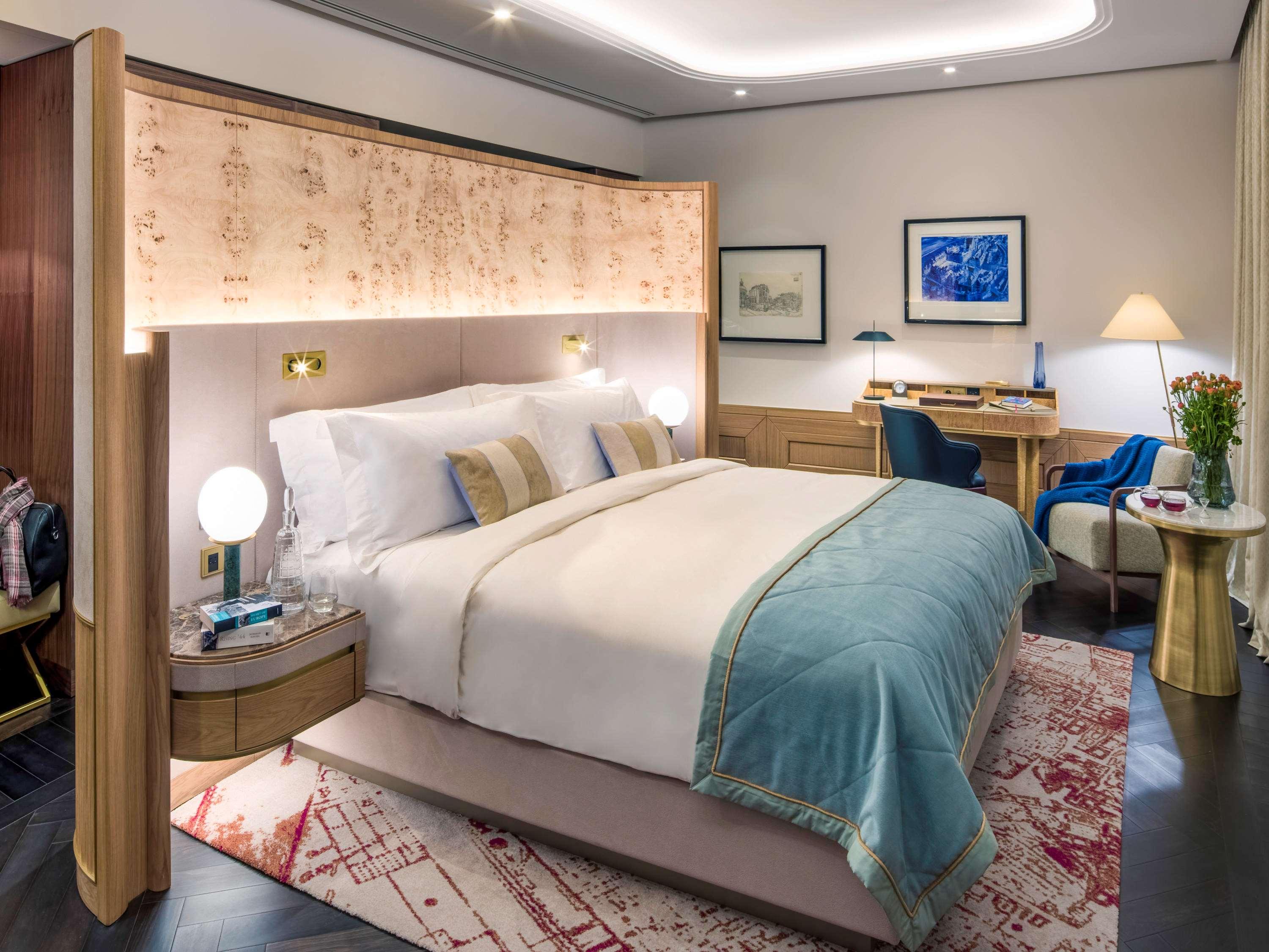 Suite Executive King Bed