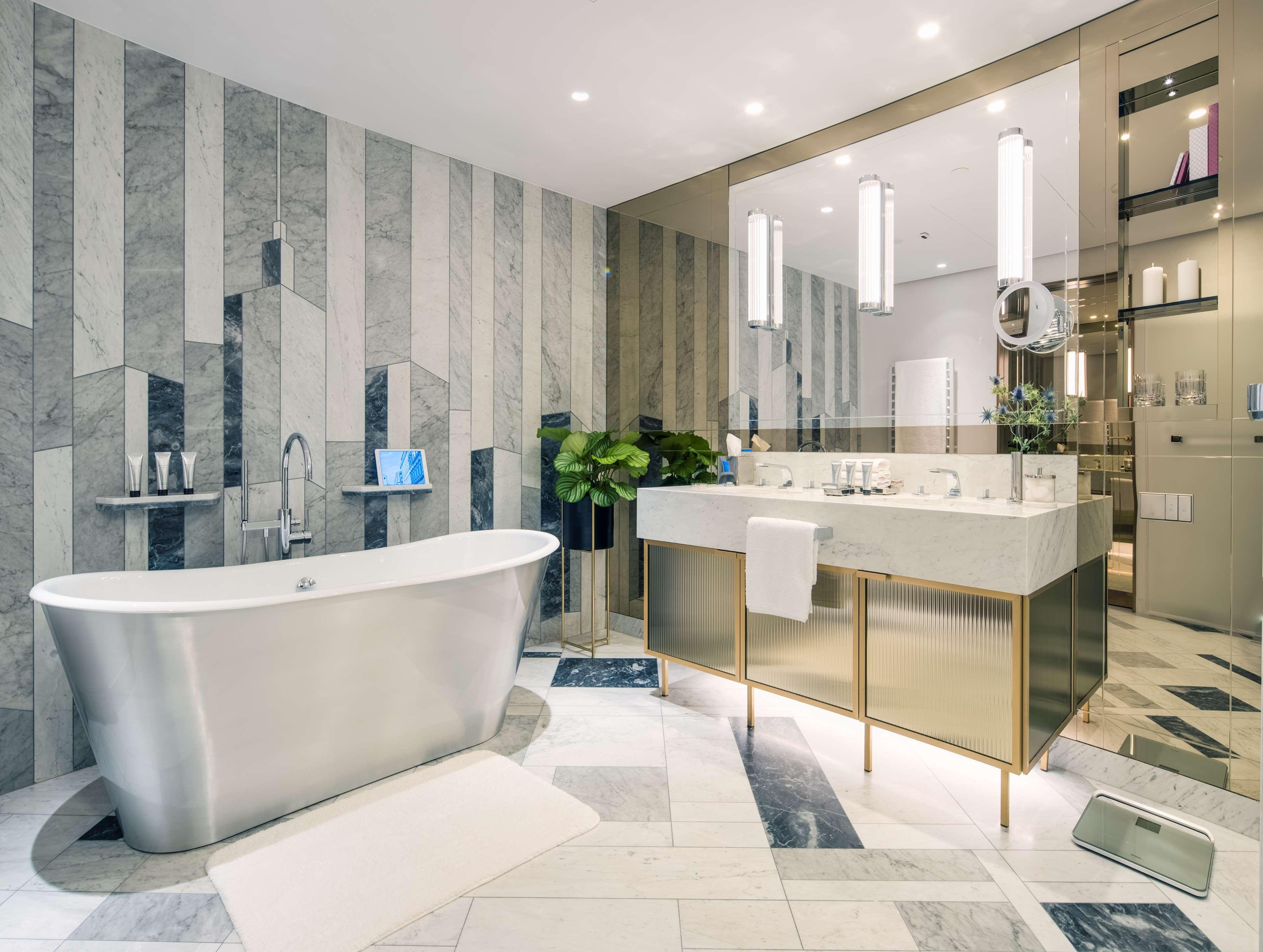 Suite Executive King Bed