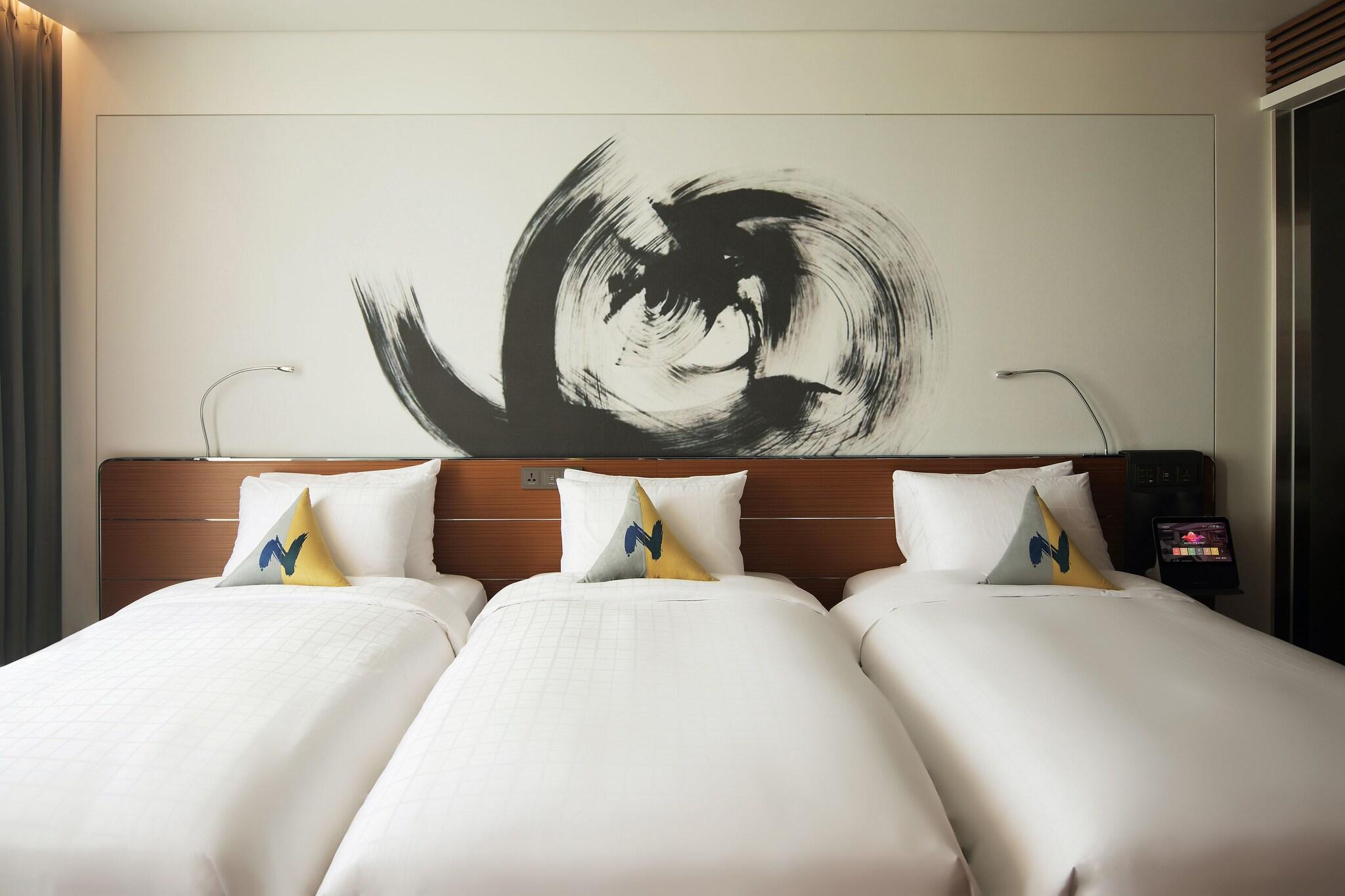 Family Room Superior