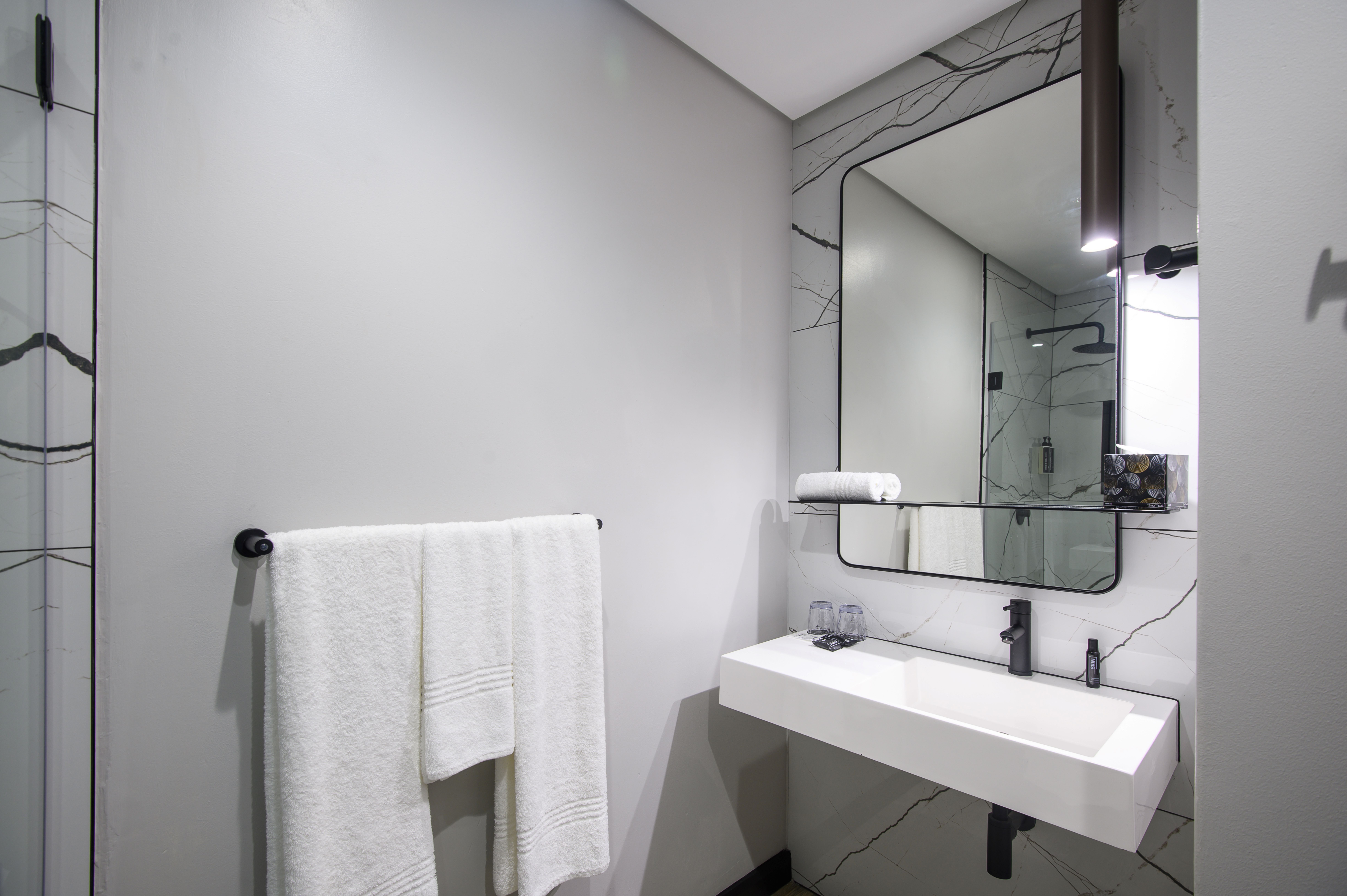 Suite Deluxe with Air Conditioning