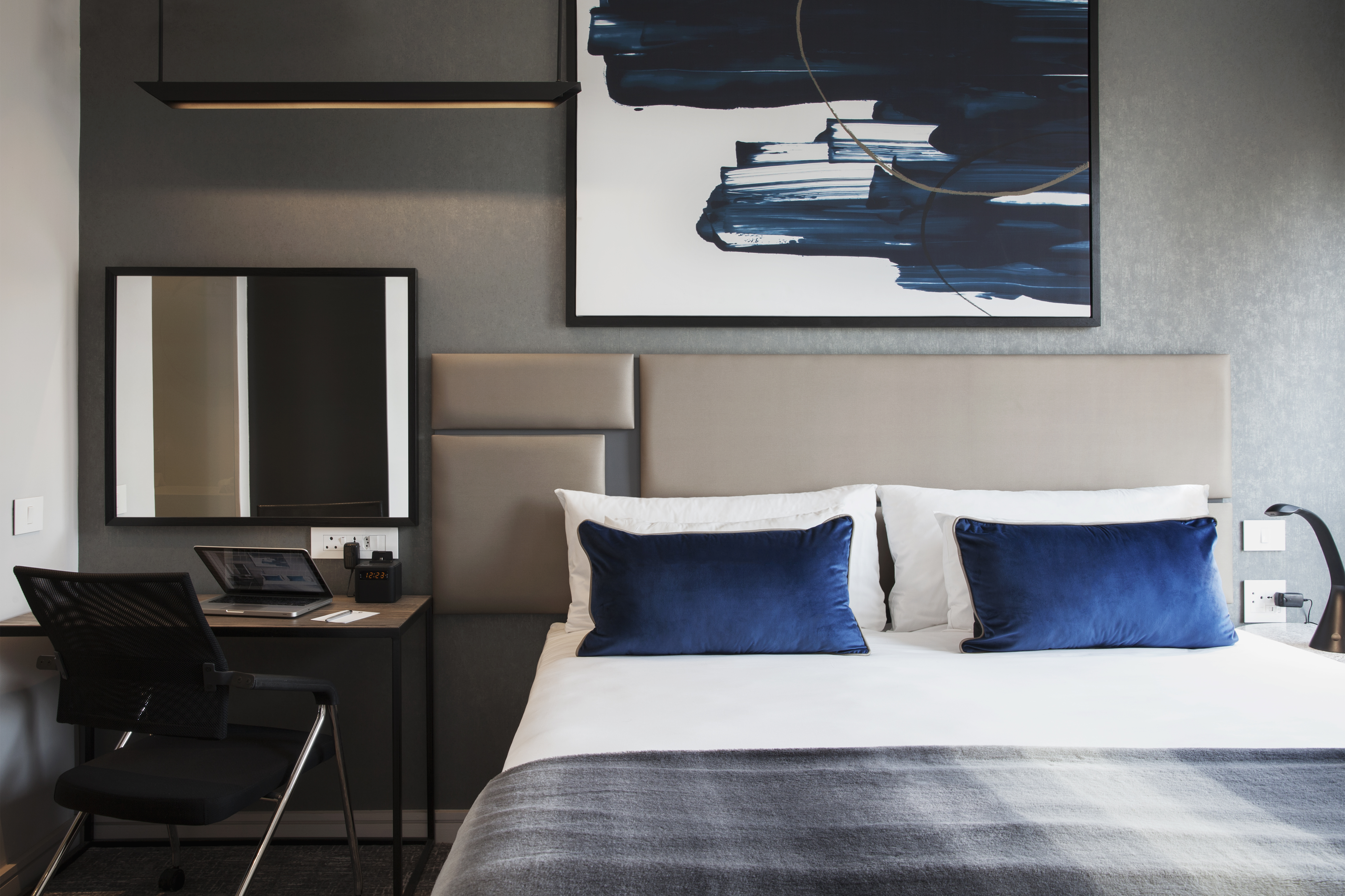 Double or Twin Standard