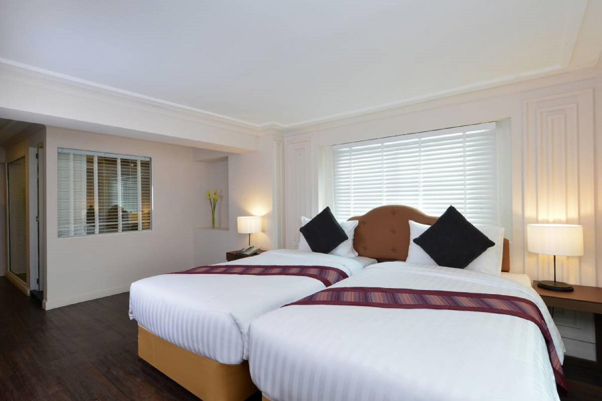 Double or Twin Deluxe