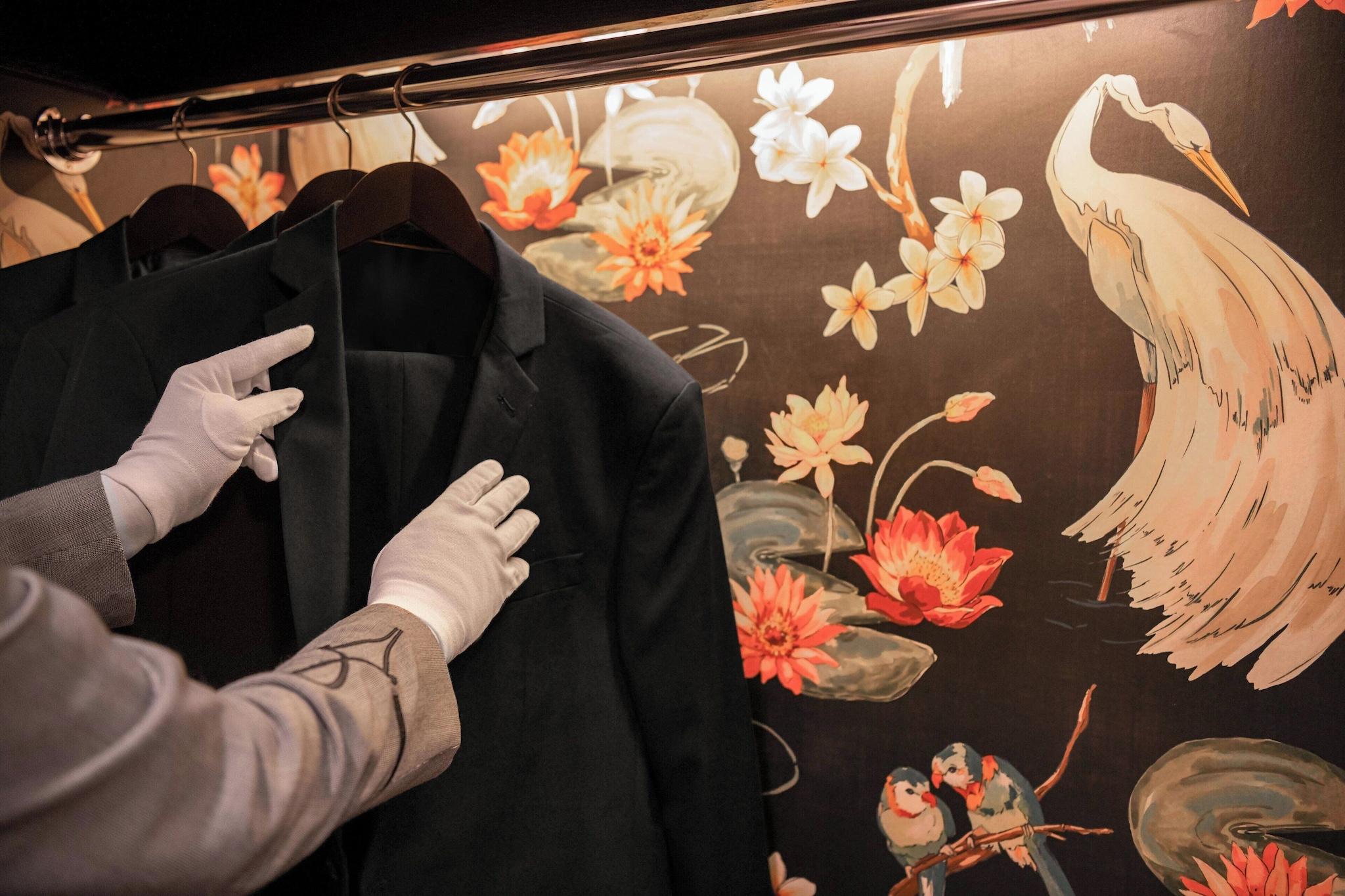 Suite King Bed One Bedroom 