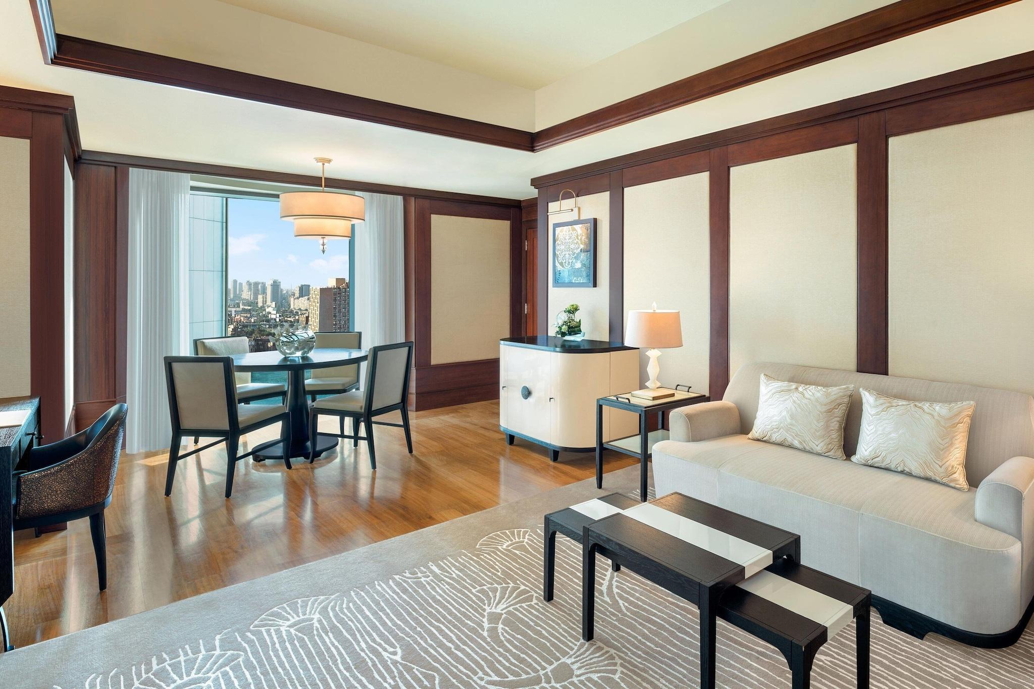 Suite King Bed One Bedroom 