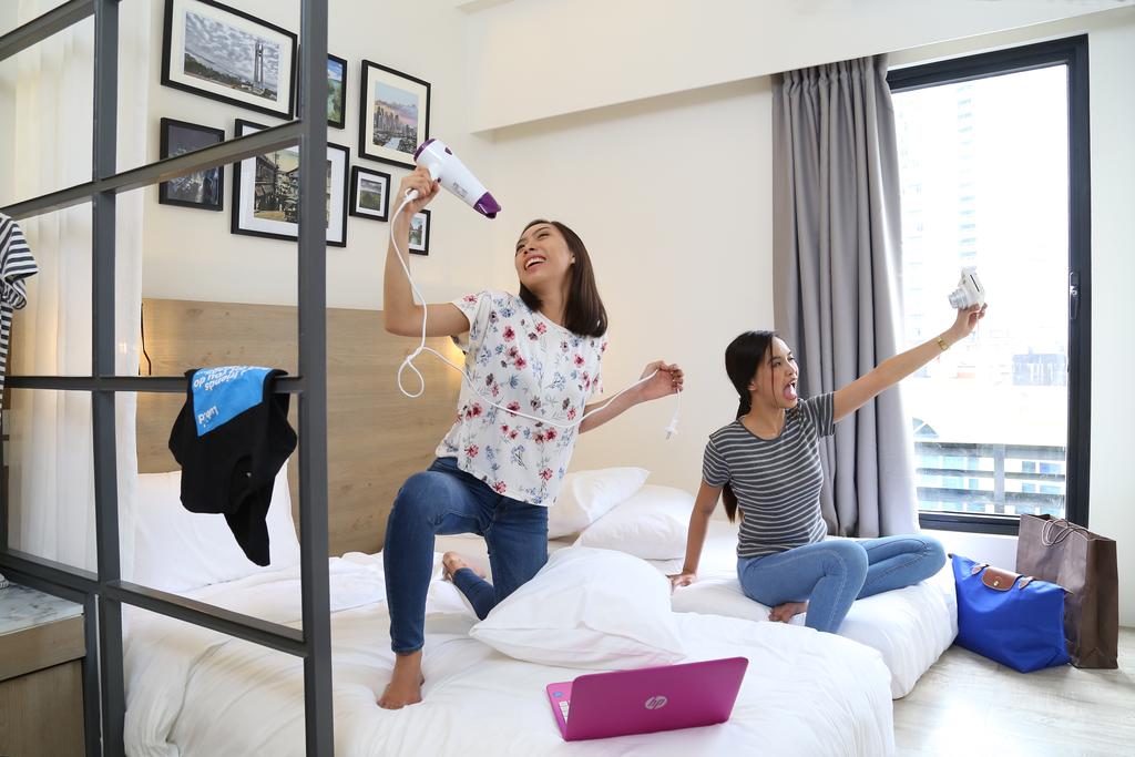 Double or Twin Deluxe