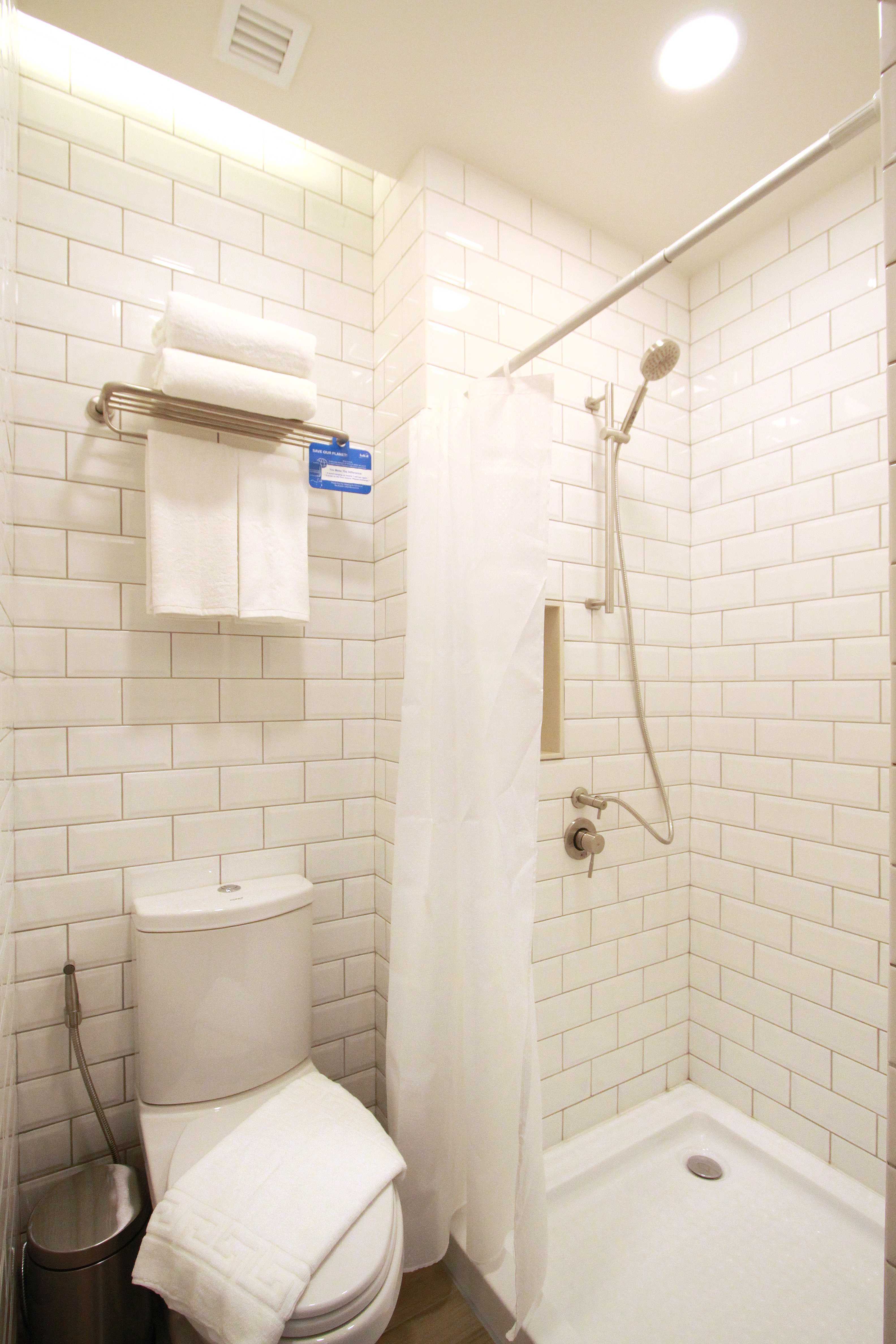 Double Deluxe King Bed