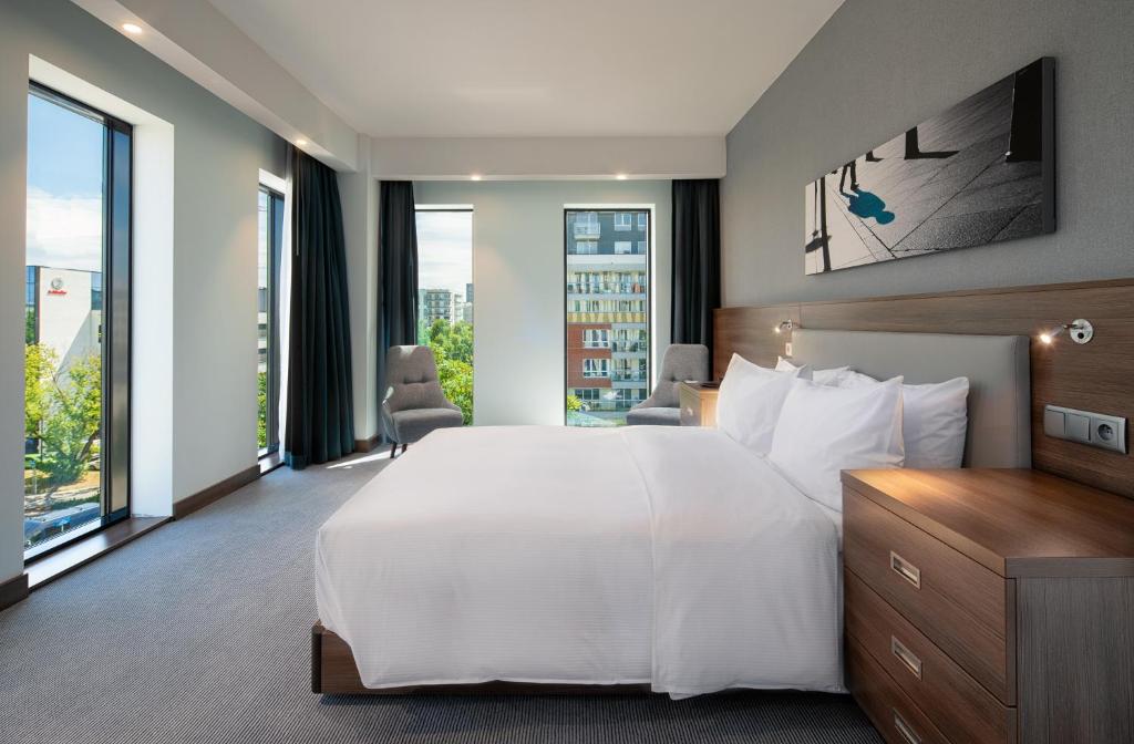 Double Queen Bed Non Smoking