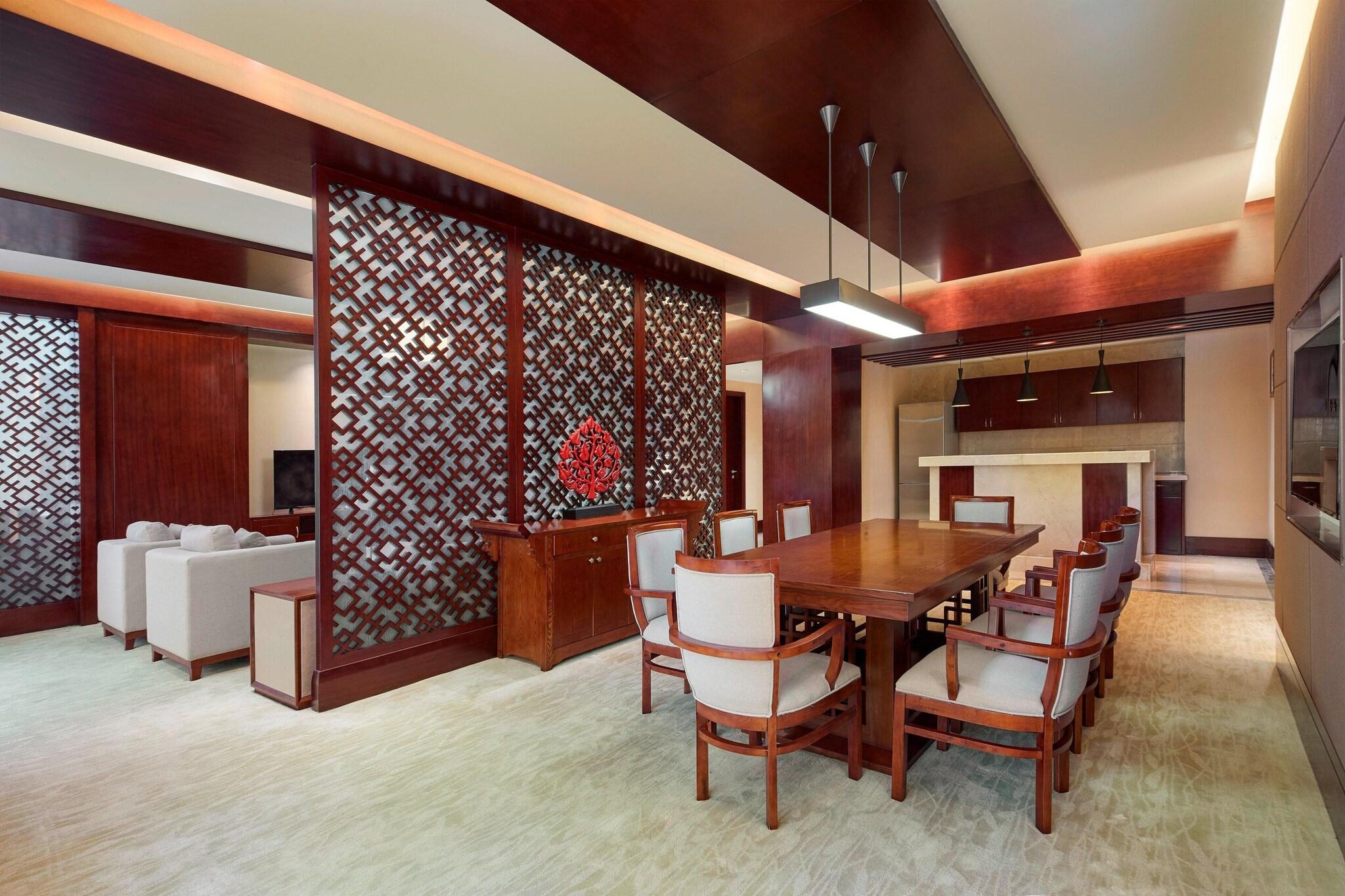 Suite King Bed One Bedroom 