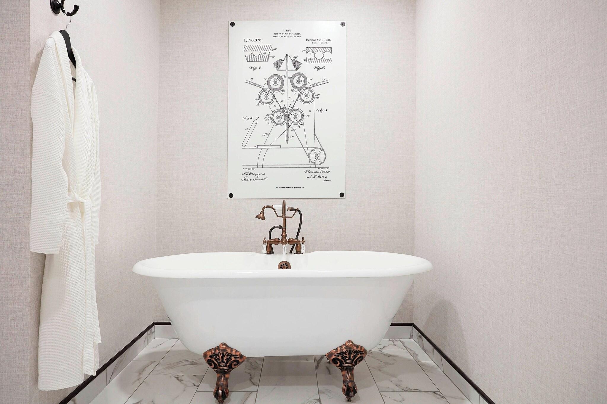 Double Two Queen Beds