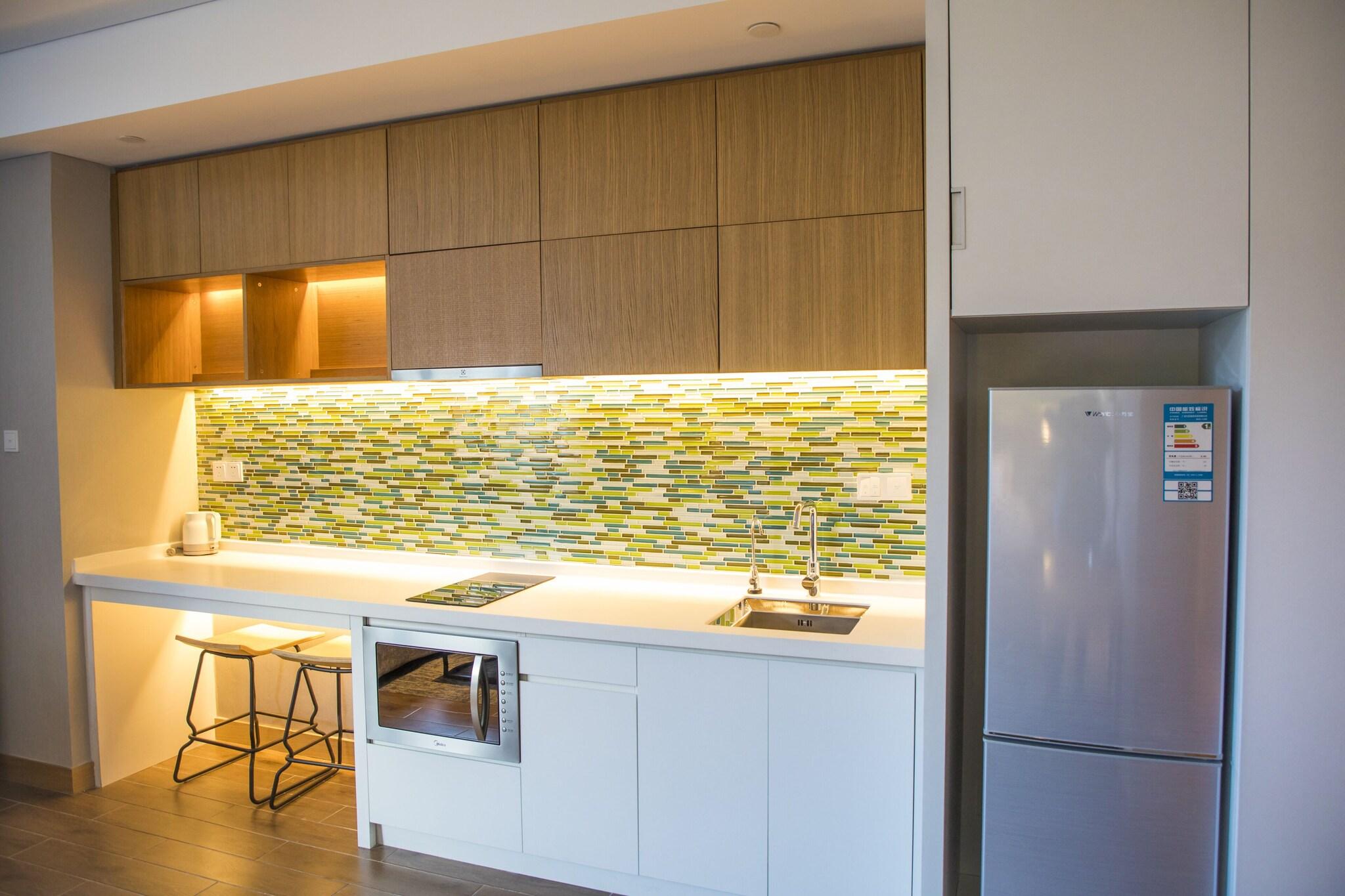 Studio Two Queen Beds