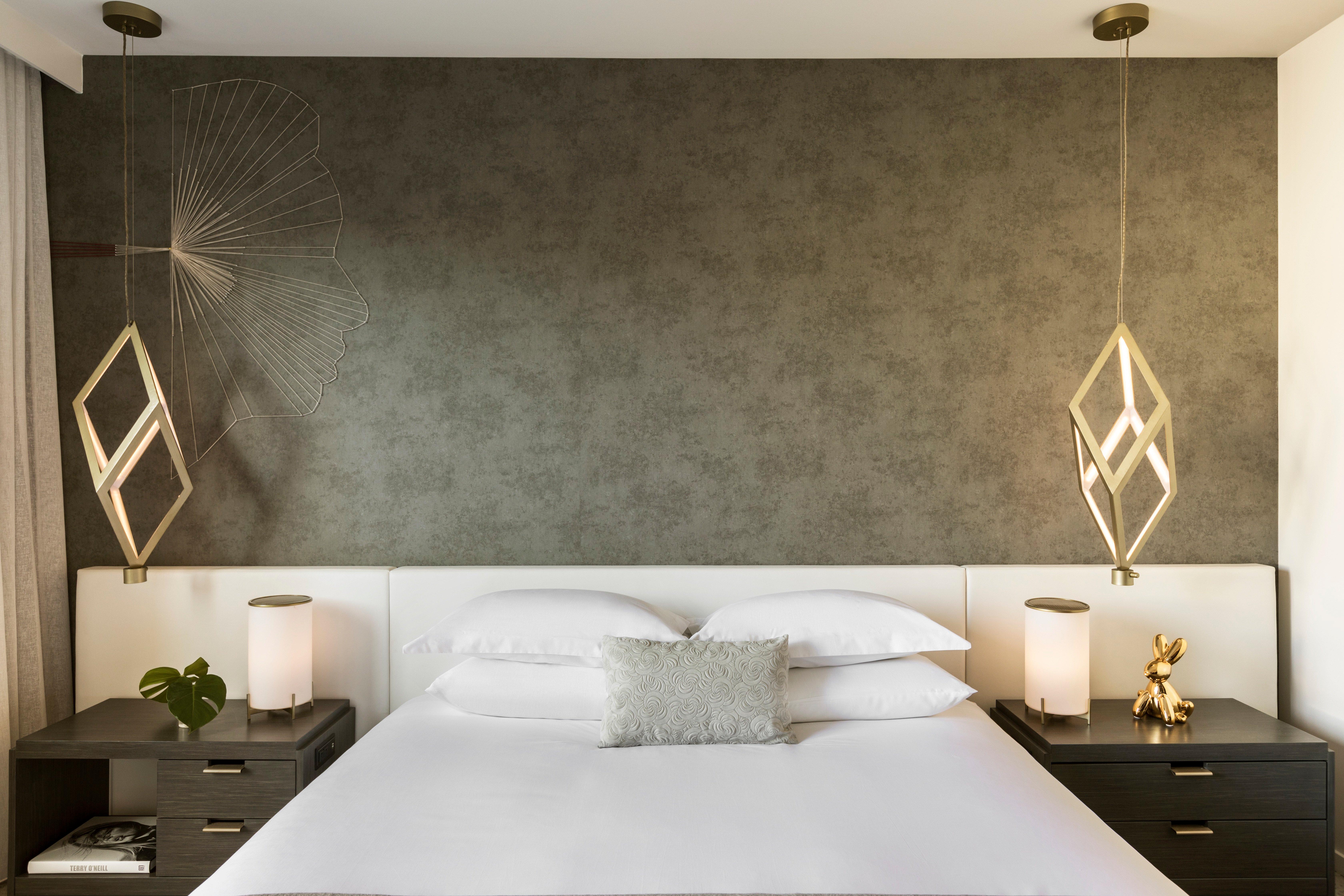 Studio King Size Bed