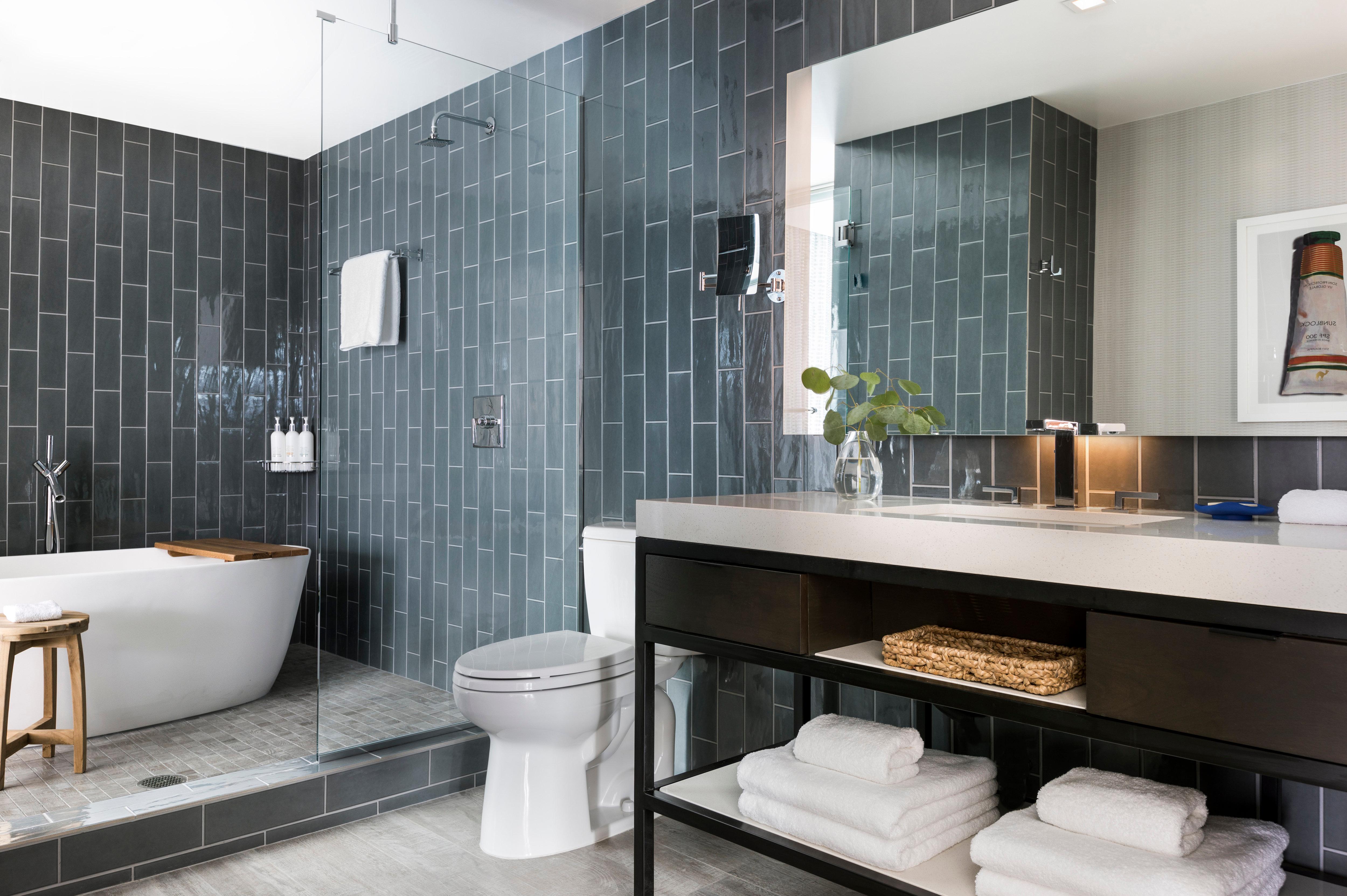 Studio King Size Bed