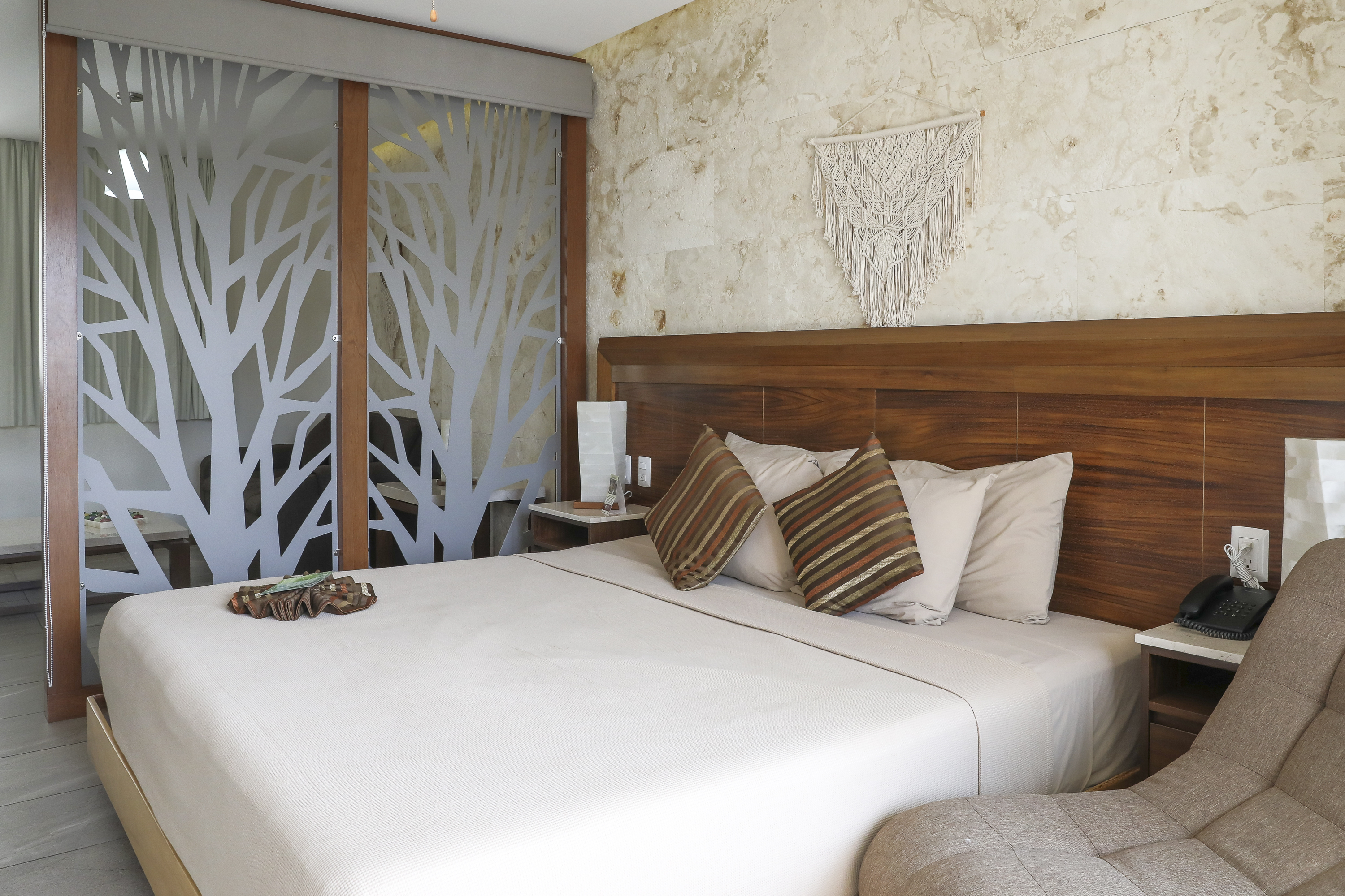 Suite Deluxe Capacity 2