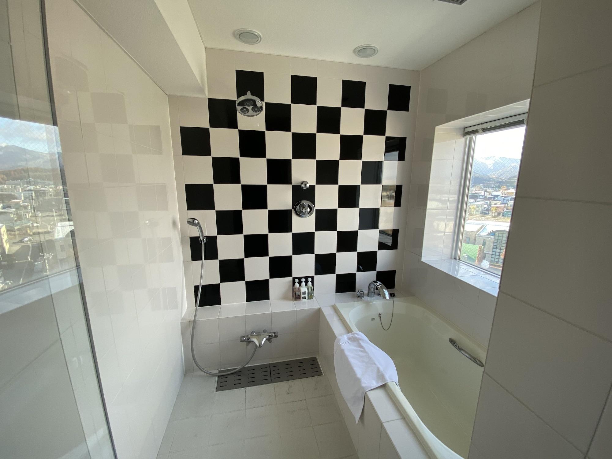 Twin Deluxe Two Beds