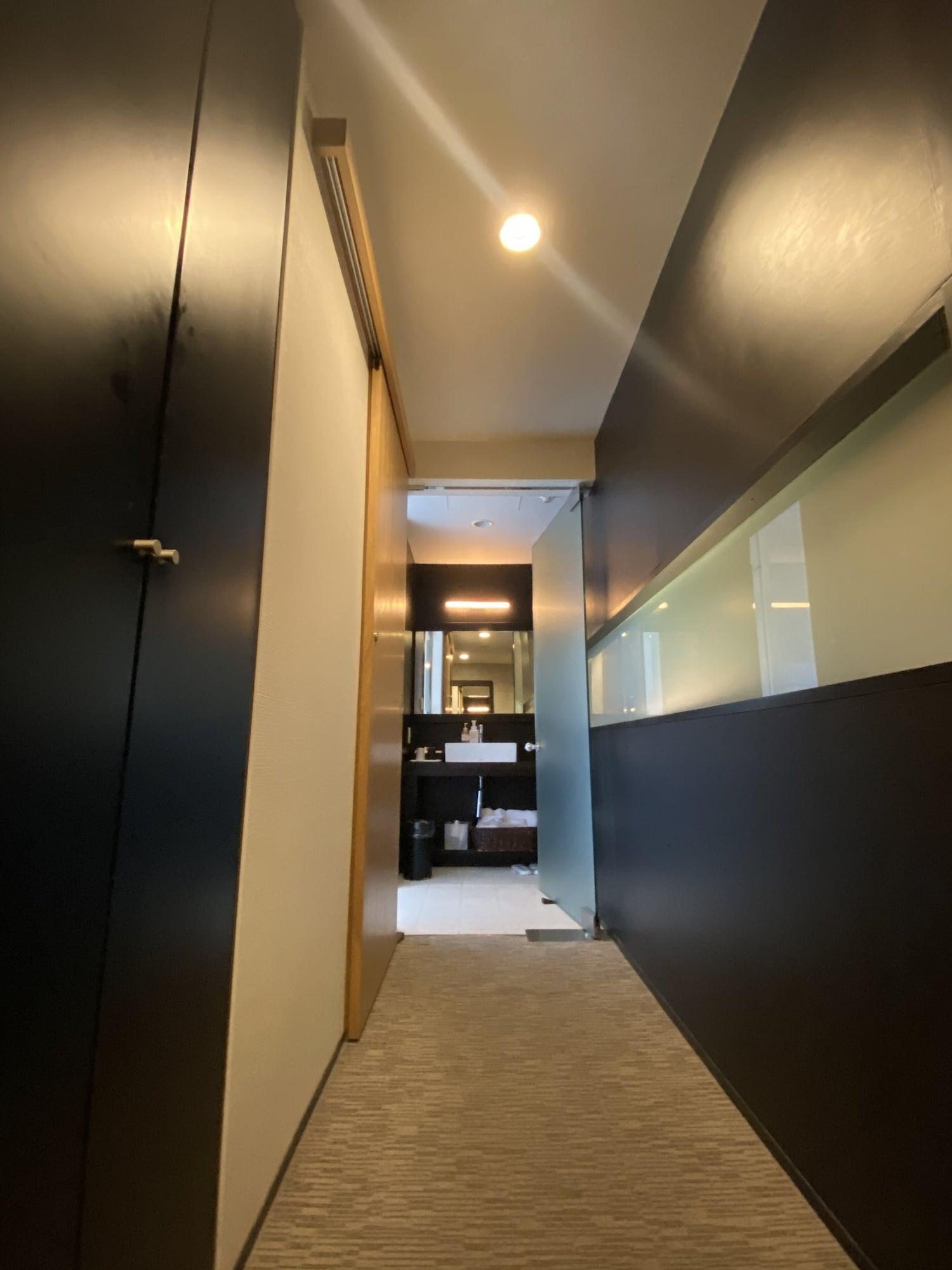 Twin Deluxe Two Beds