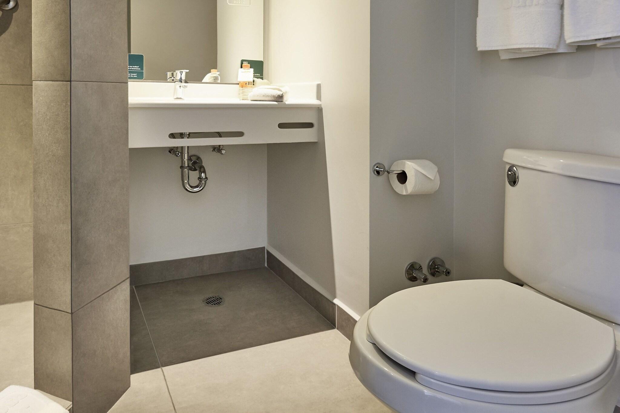 Double Queen Size Bed