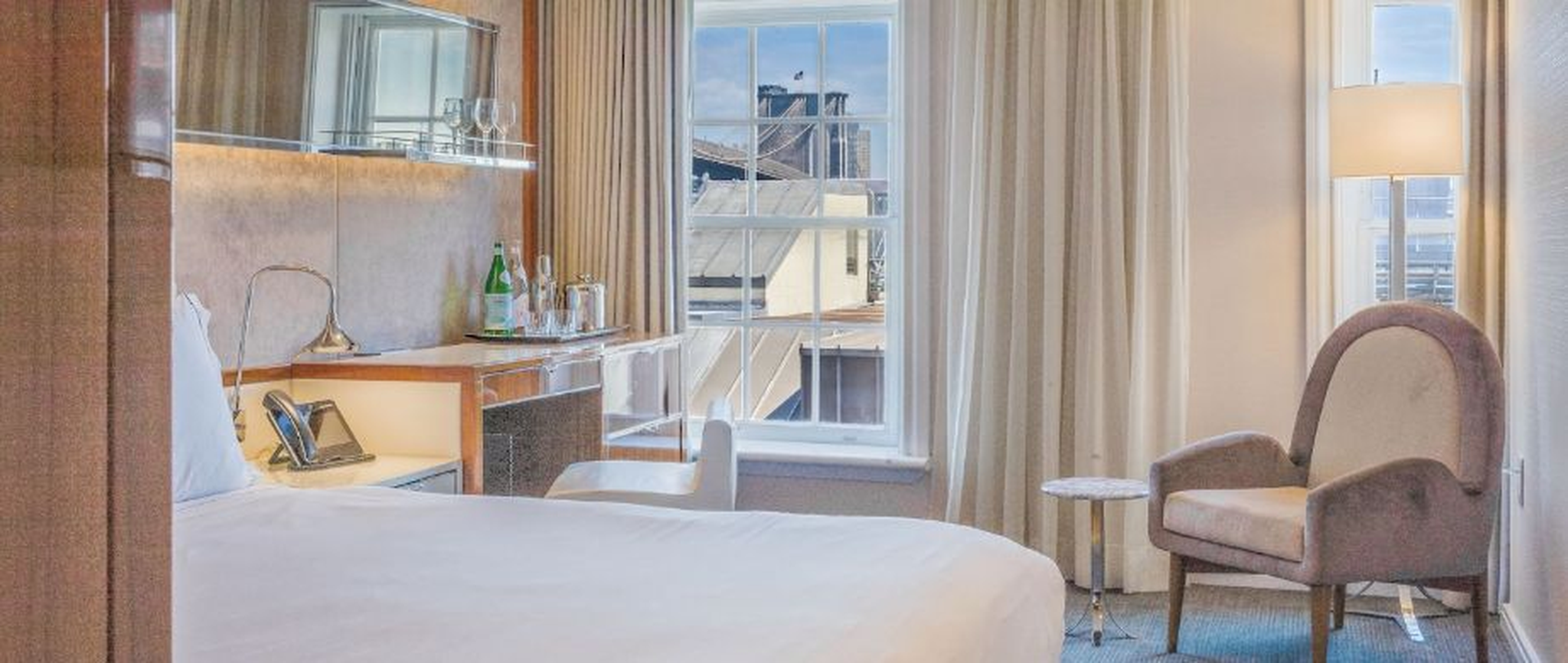 Room Deluxe King Bed