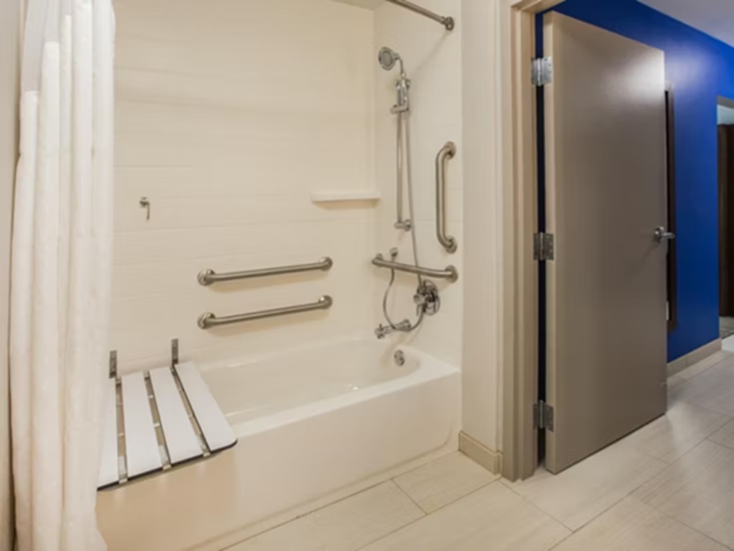 Room Accessible-two Queen Beds