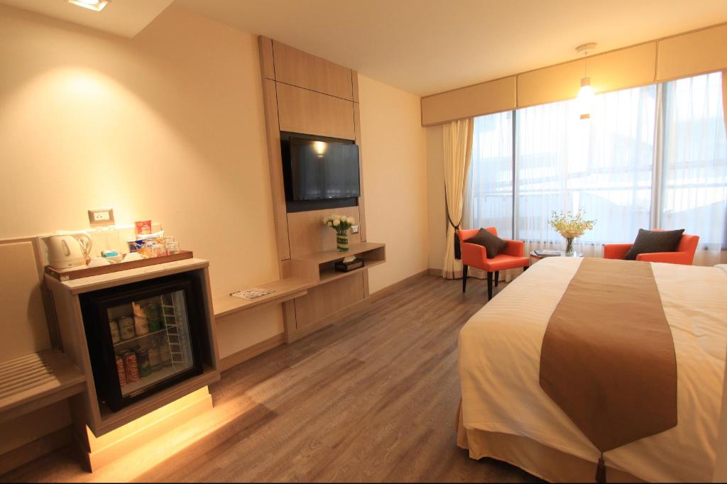 Double or Twin Deluxe